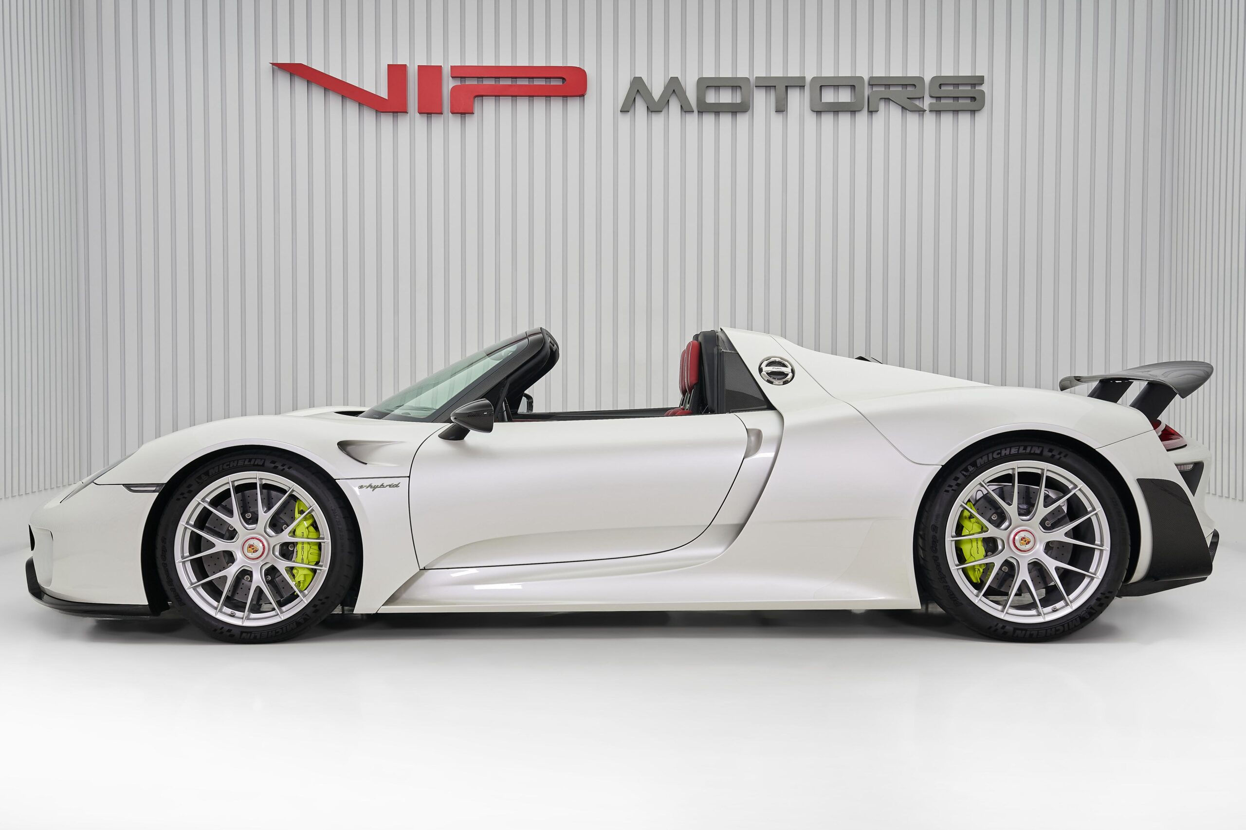 2015 Porsche 918 Spyder Weissach Package, 8/16
