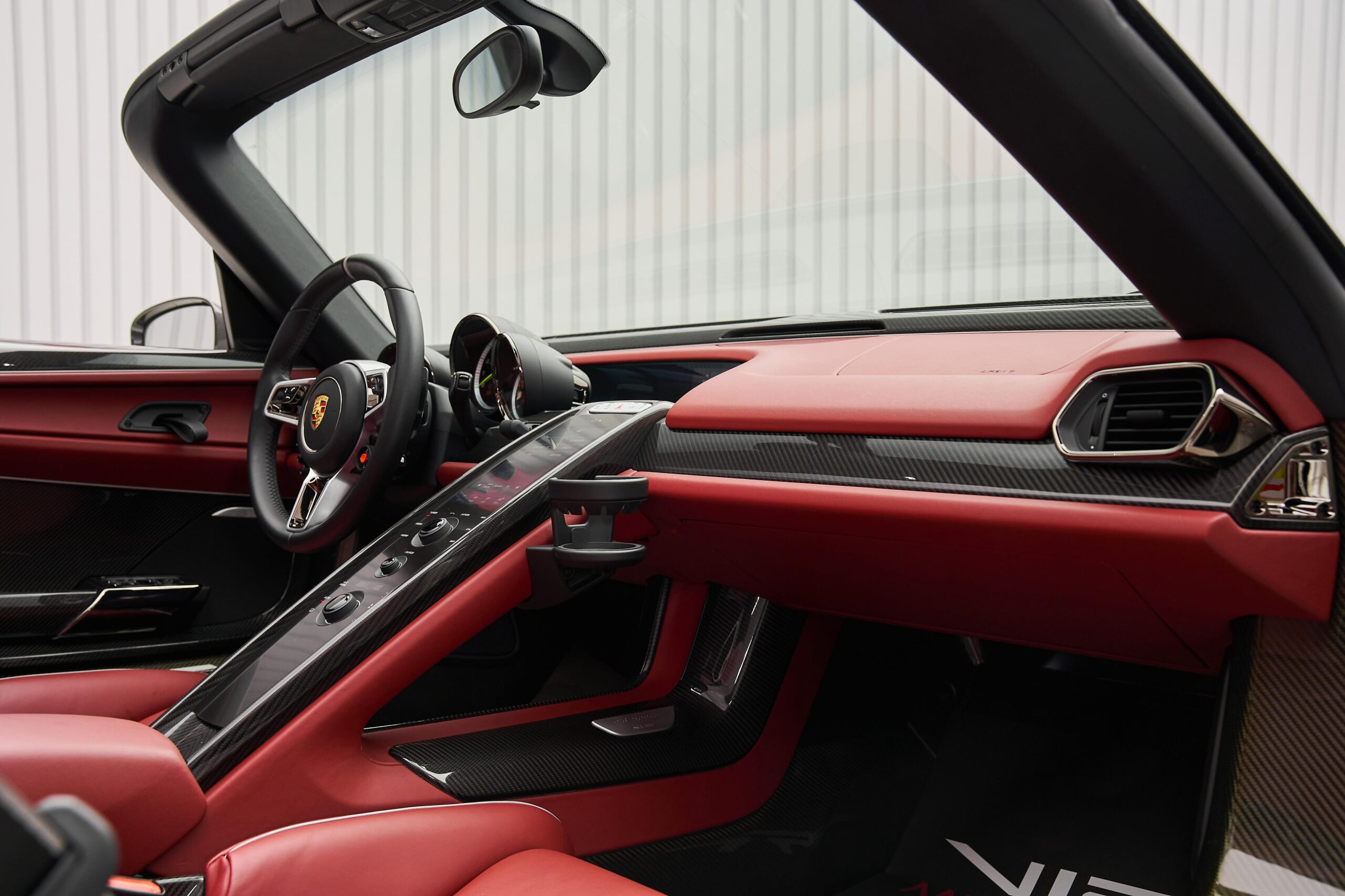 2015 Porsche 918 Spyder Weissach Package, 12/16