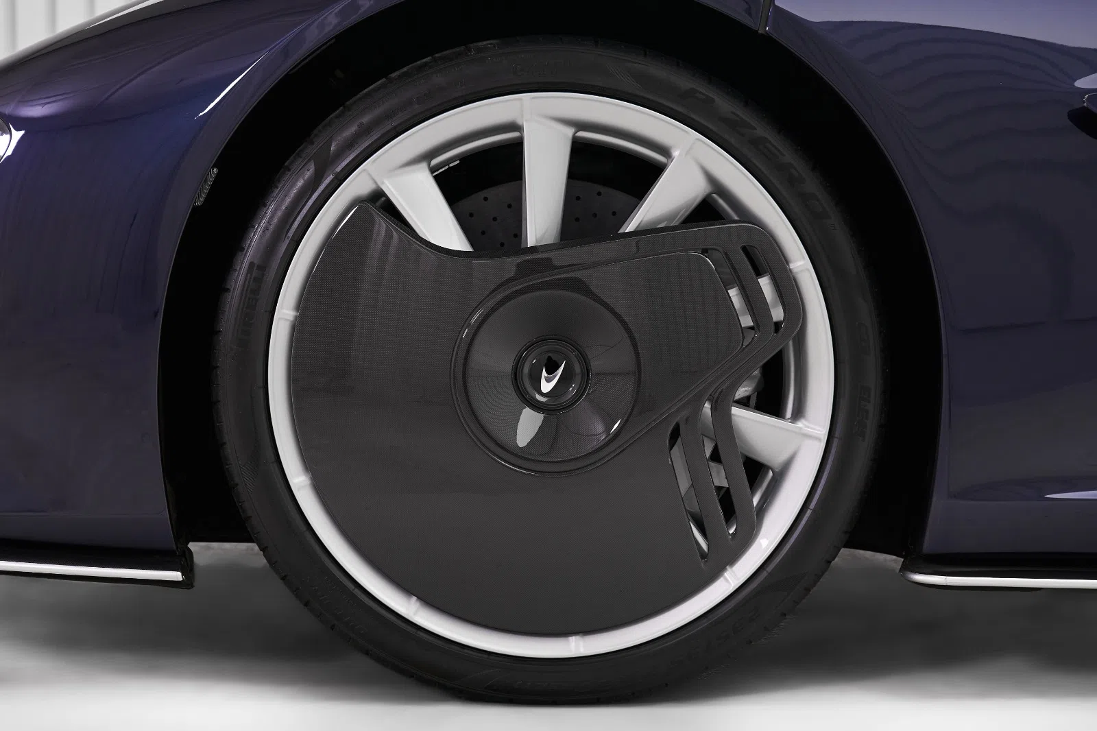 2021 McLaren Speedtail wheel