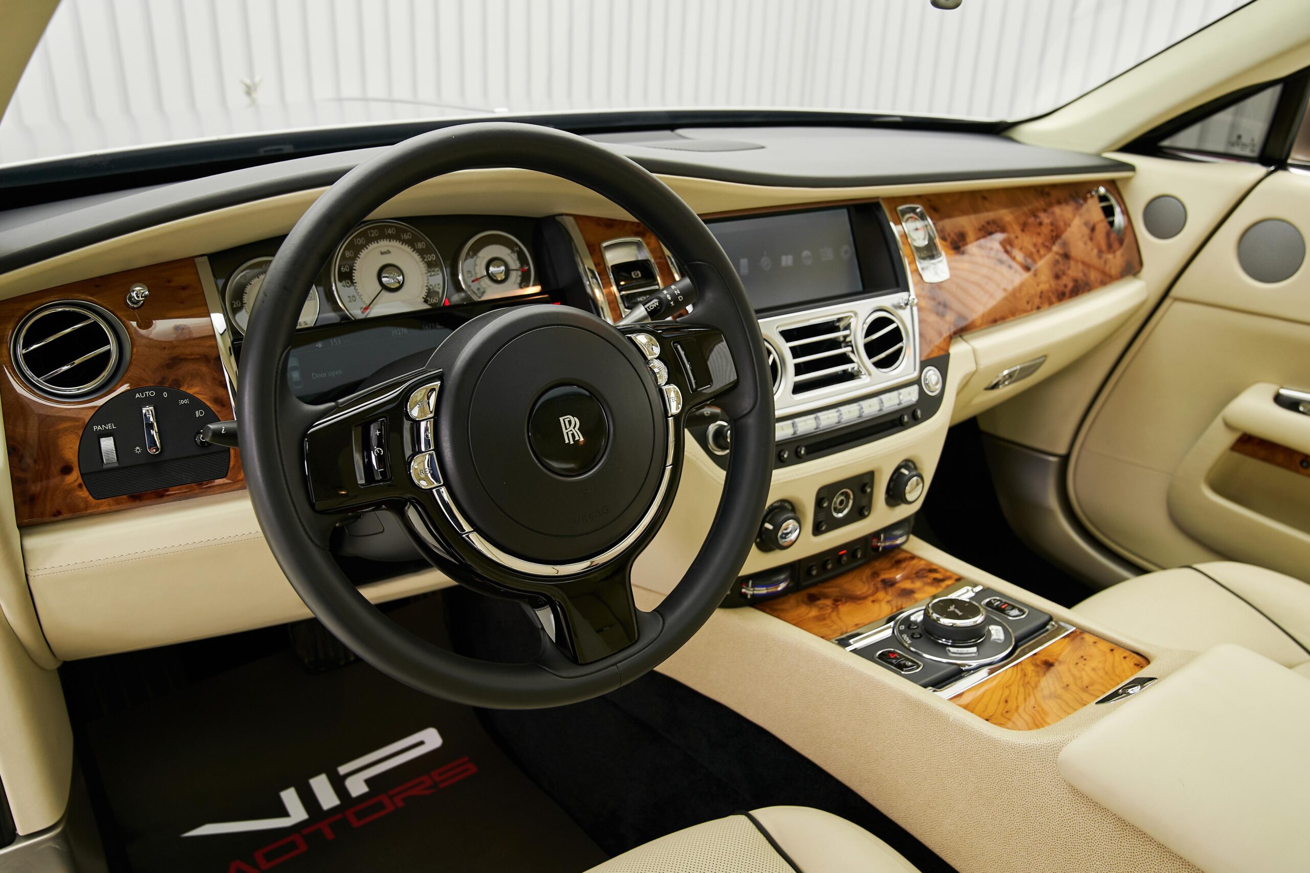 2014 Rolls-Royce Wraith, 11/12