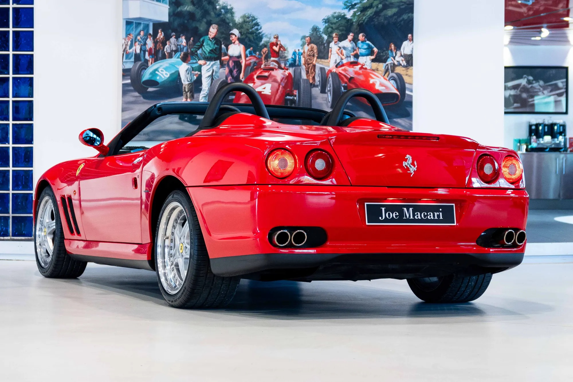 2001 Ferrari 550 Barchetta Pininfarina, 2/20