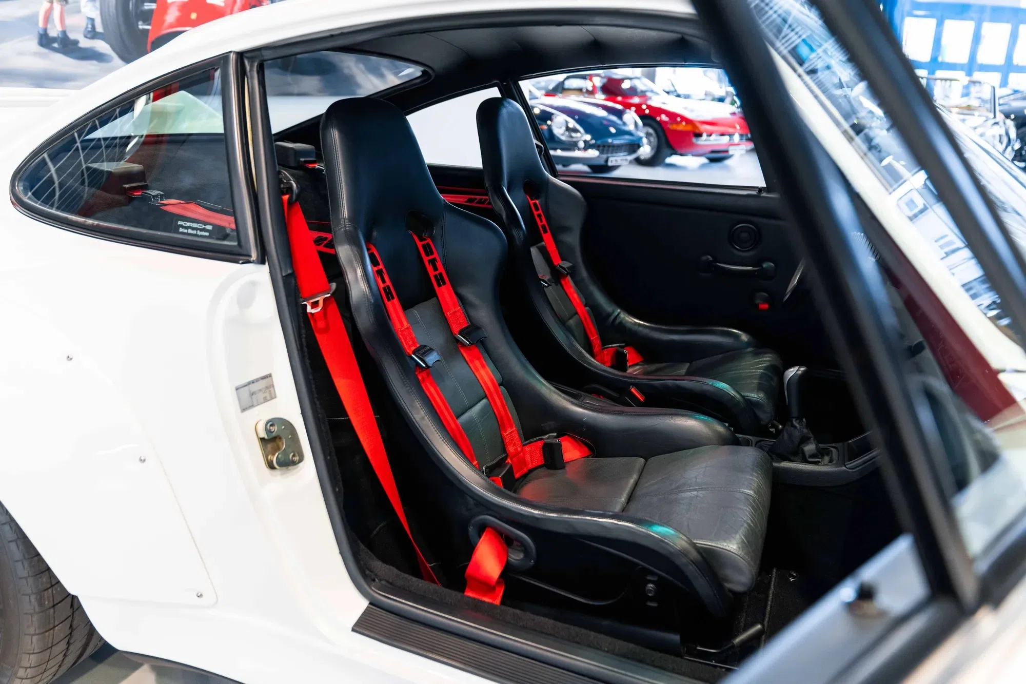 1997 Porsche 911 993 GT2 LHD interior, seats