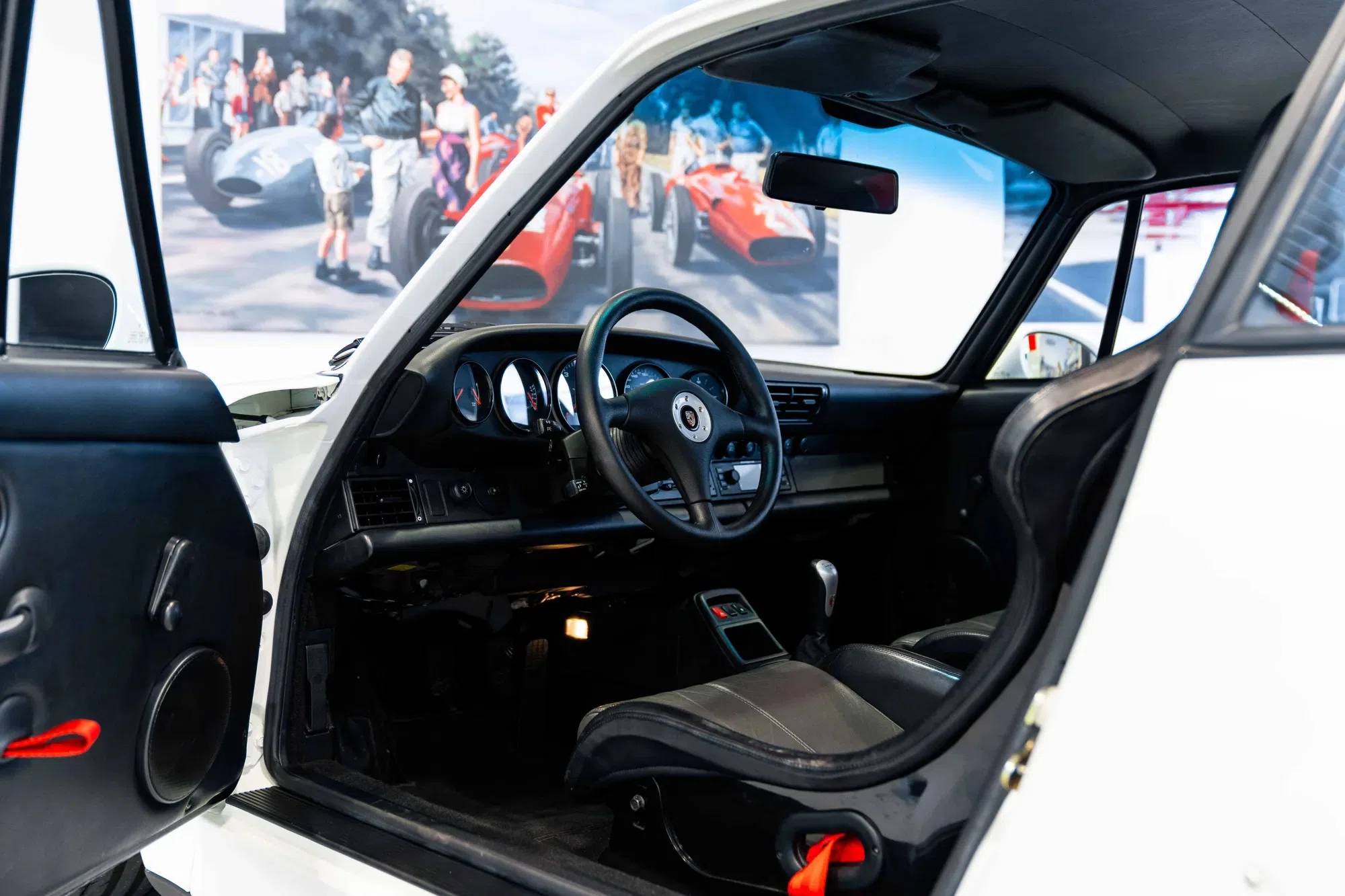 1997 Porsche 911 993 GT2 LHD interior, dashboard