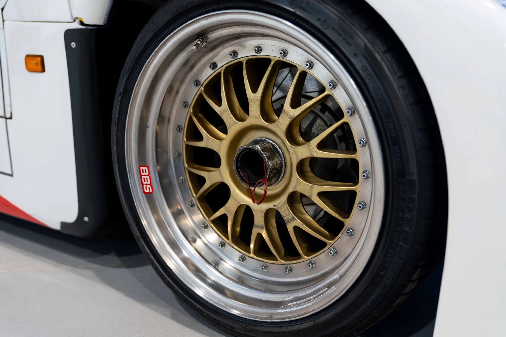 1988 Porsche 962C Kremer, 19/20