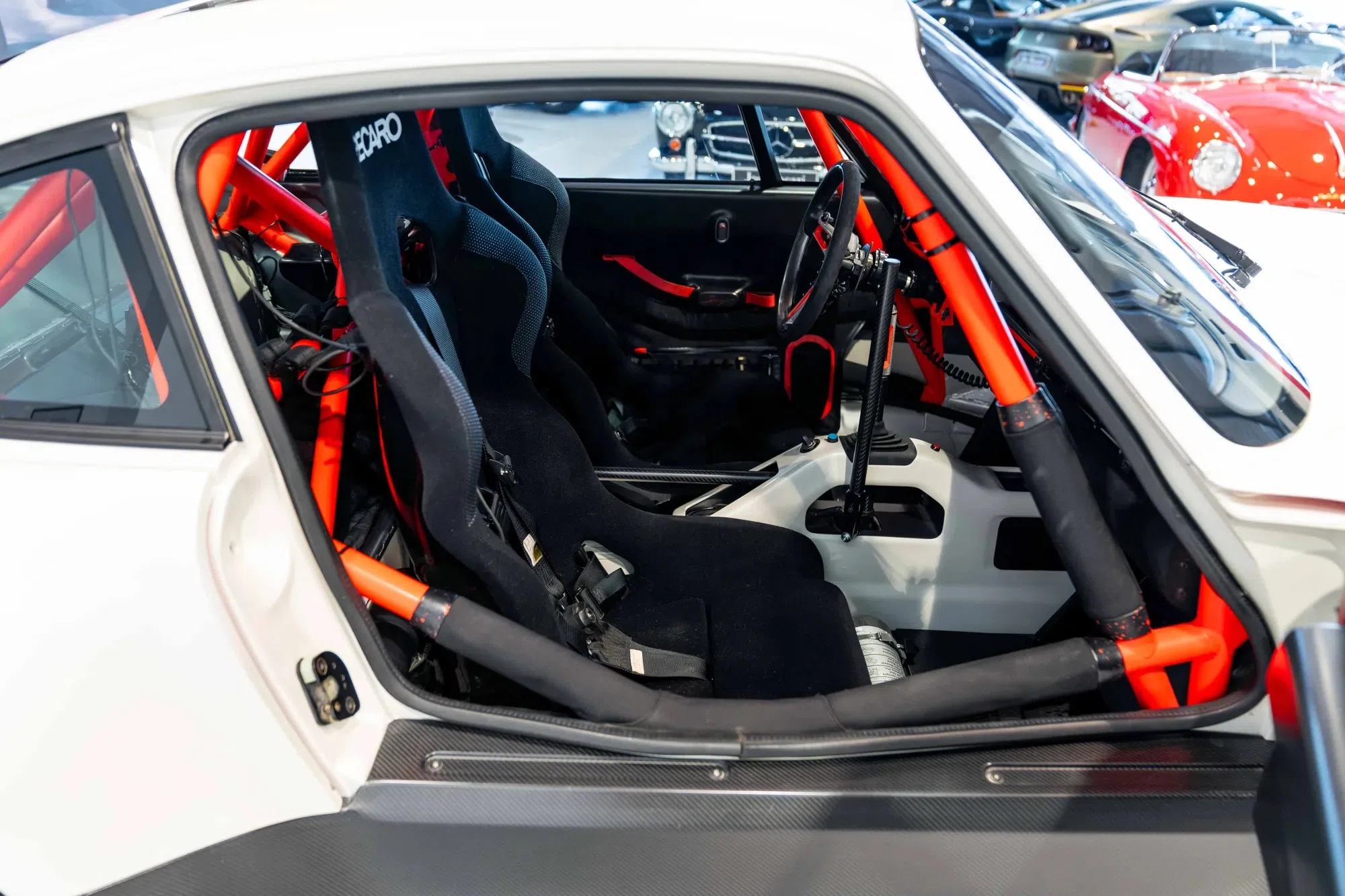 2021 Singer ACS interior, seats