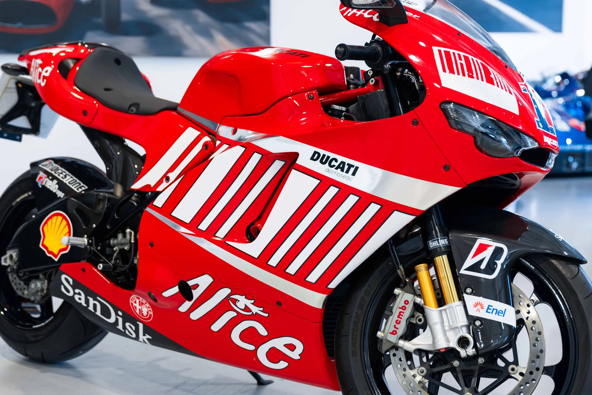 2008 Ducati Desmosedici RR team version, 17/18
