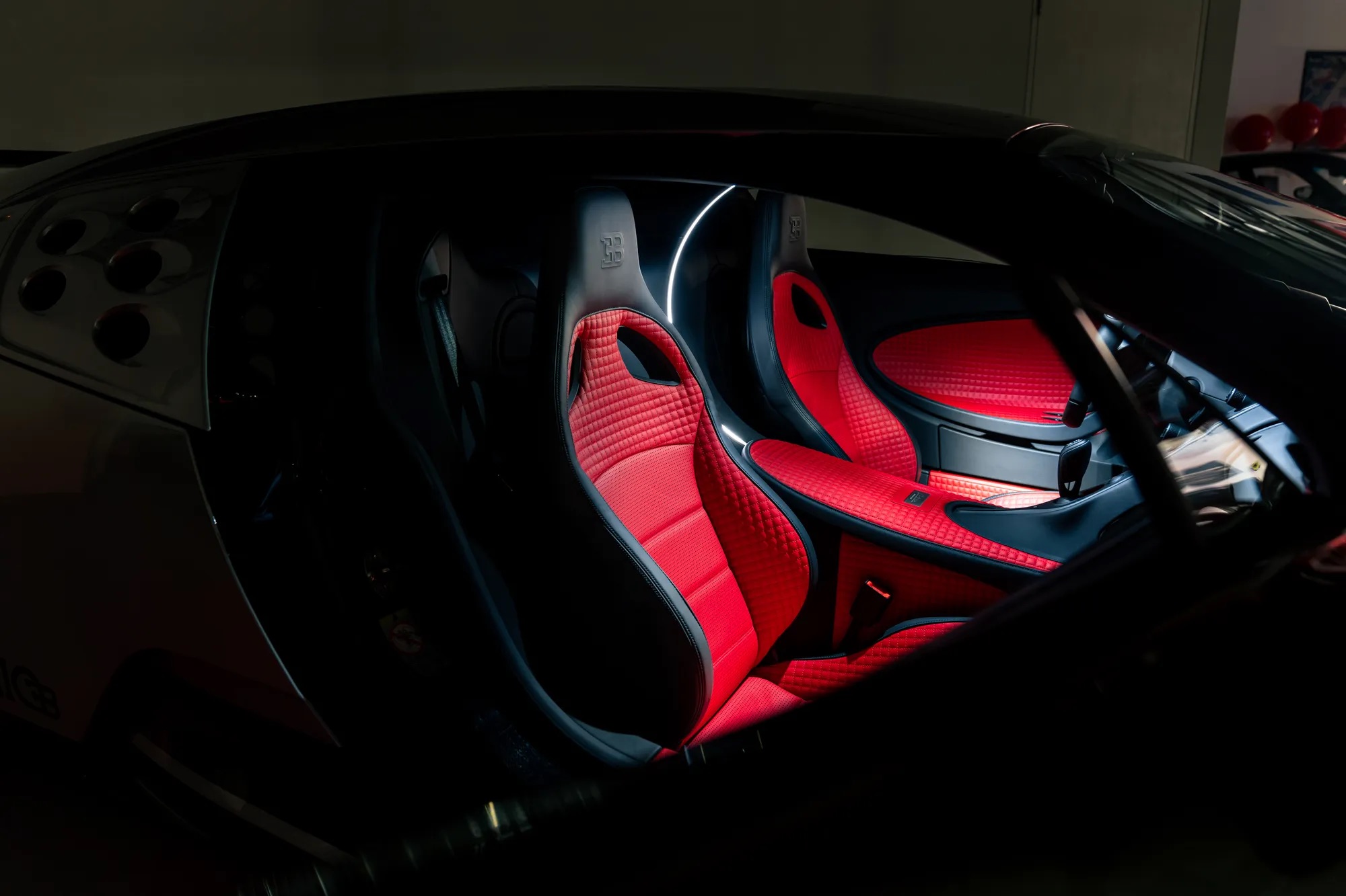 2022 Bugatti Centodieci, 8/27