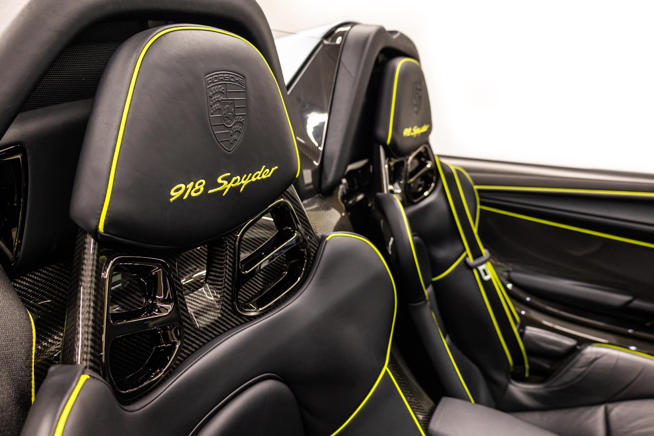 2015 Porsche 918 Spyder, 19/20