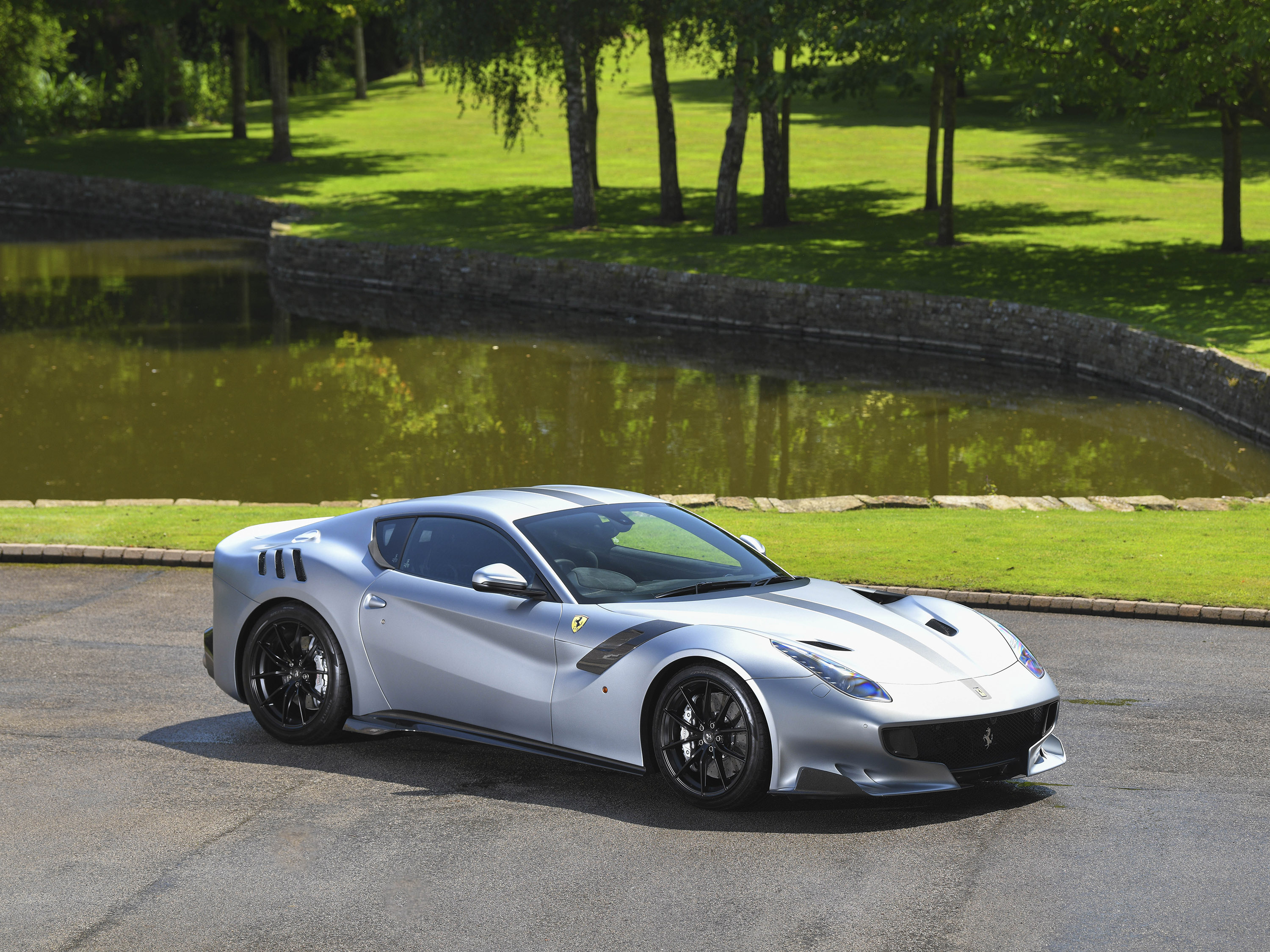 2017 Ferrari F12tdf