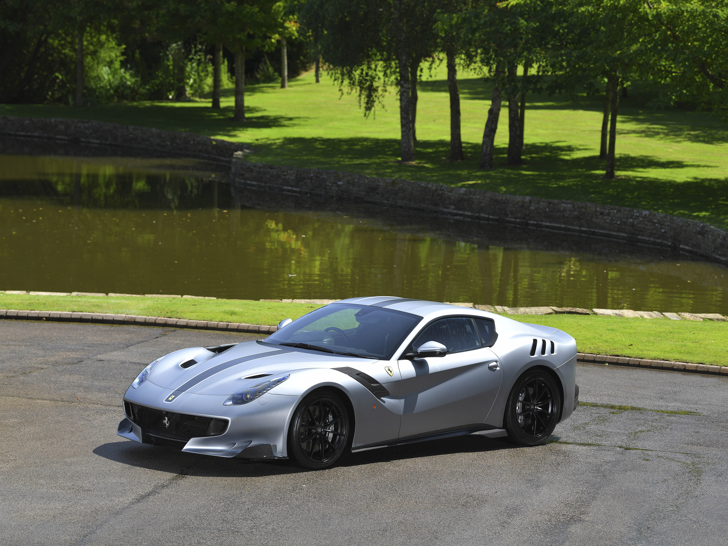 2017 Ferrari F12tdf, 3/20