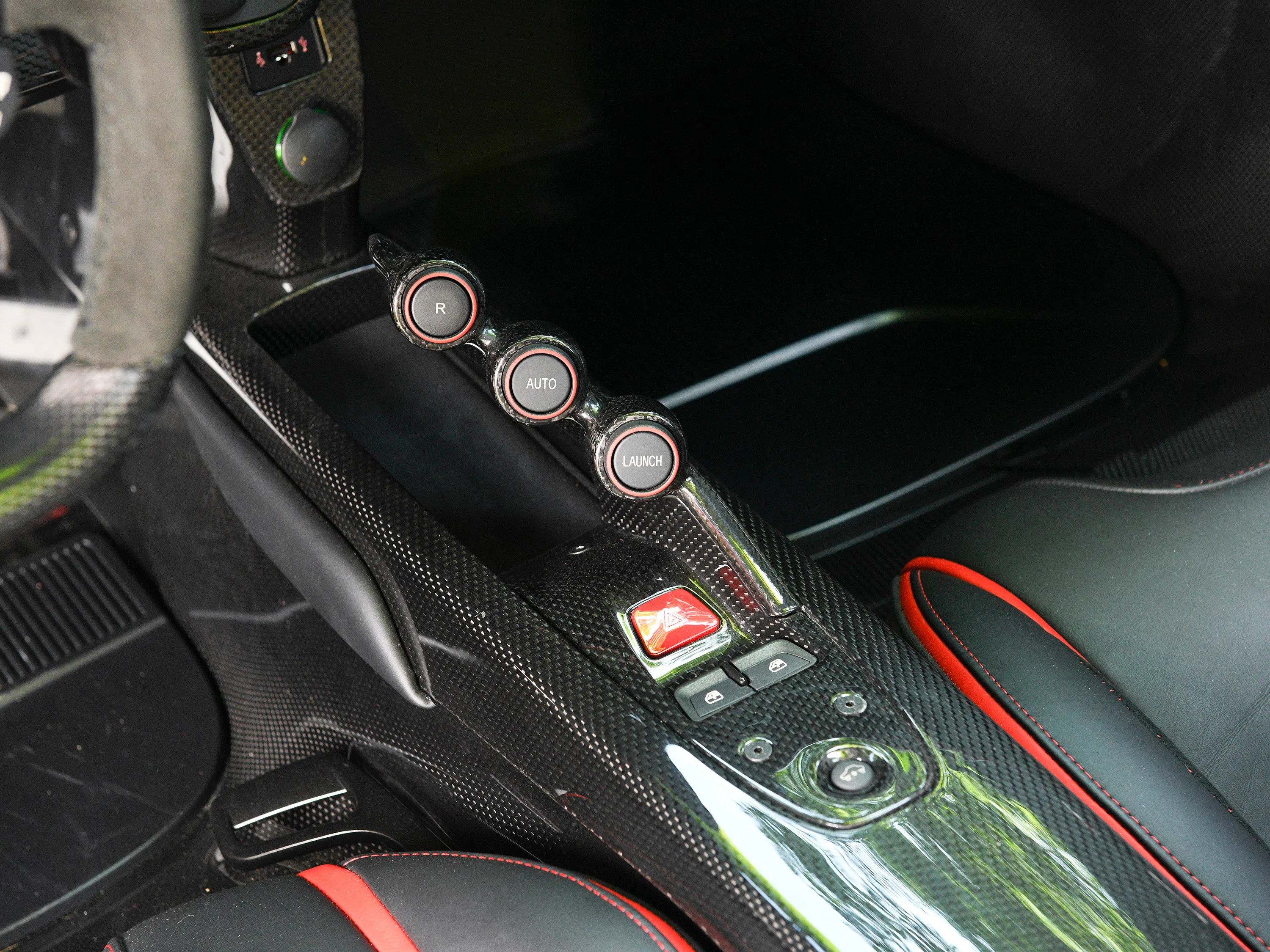 2018 Ferrari LaFerrari Aperta interior, center console