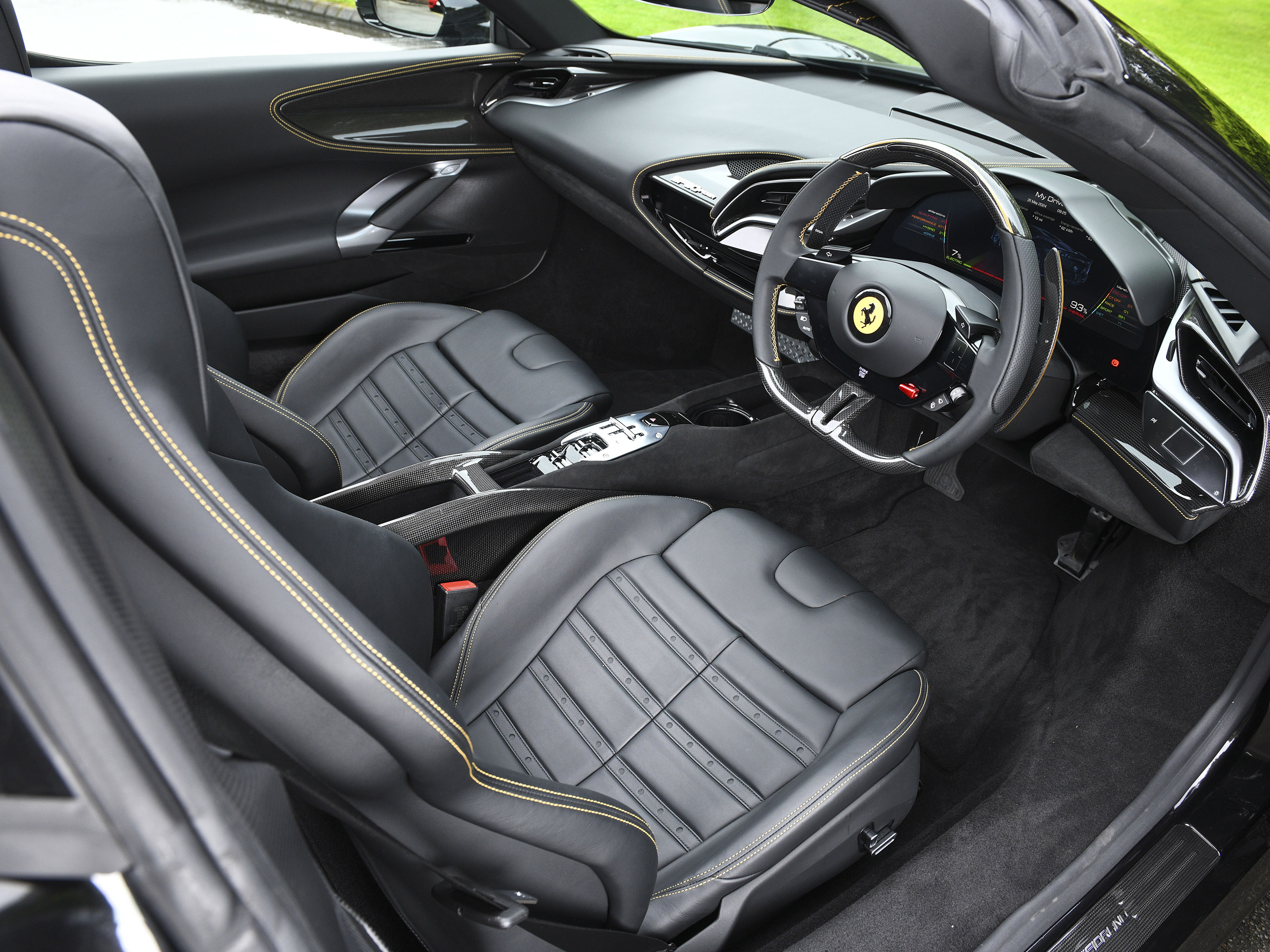 2022 Ferrari SF90 Spider Assetto Fiorano, 10/20