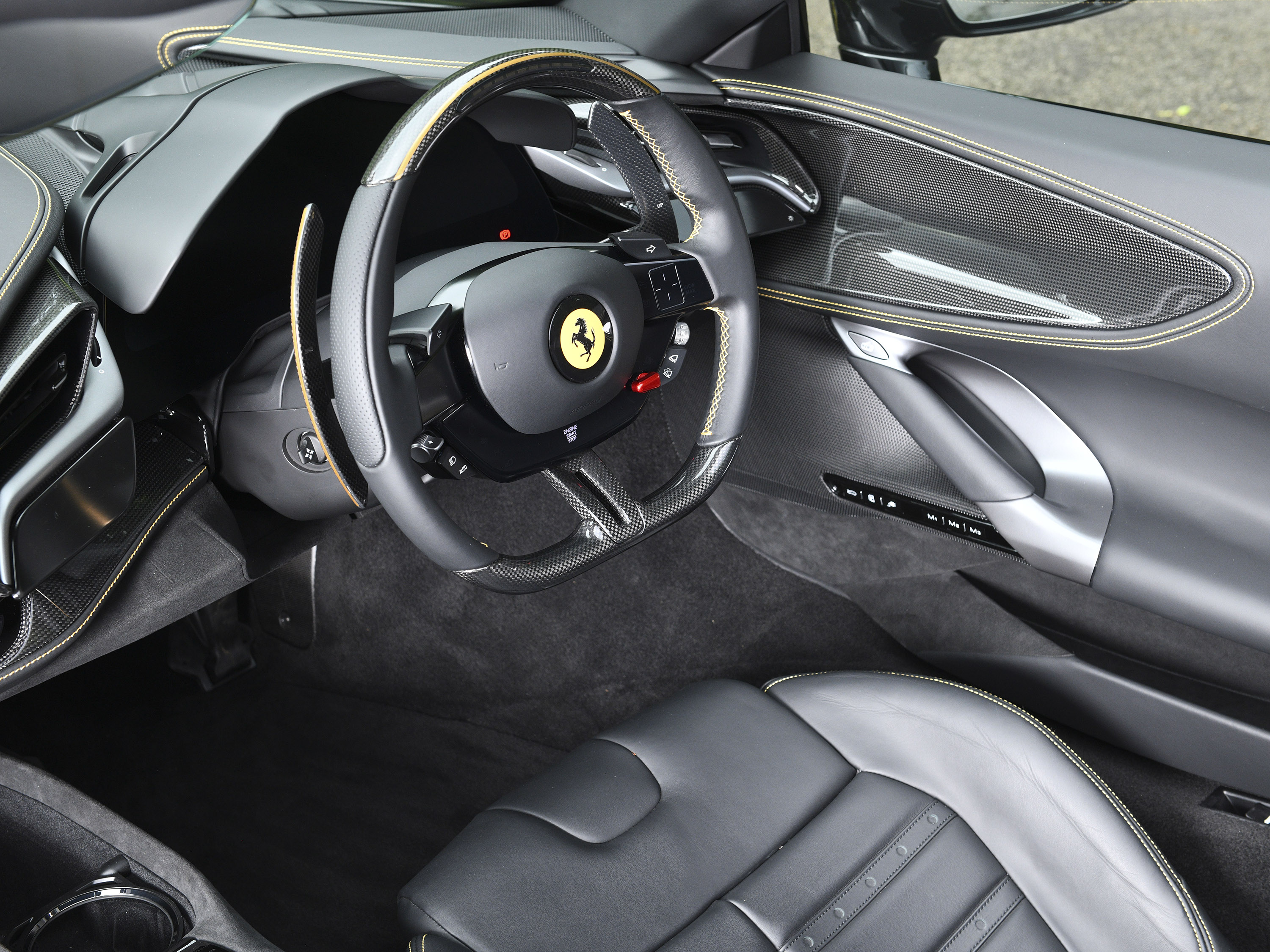 2022 Ferrari SF90 Spider Assetto Fiorano, 13/20