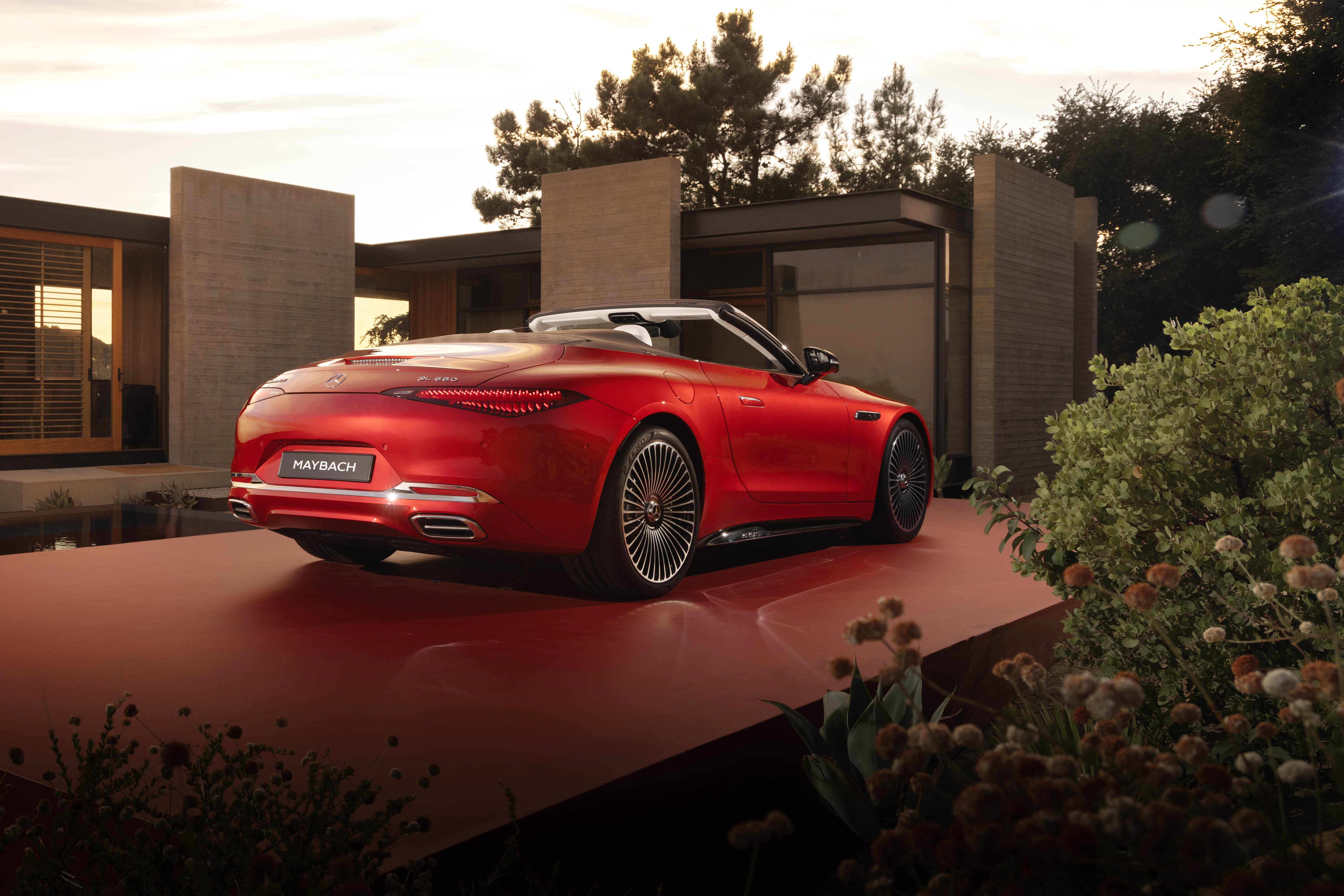 2026 Mercedes-Maybach SL680 Monogram Series, 7/12