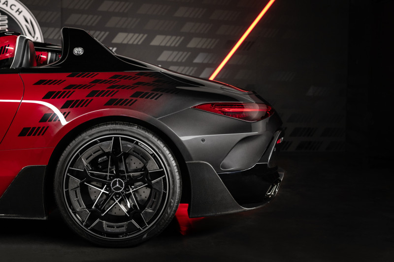 2025 Mercedes-AMG PureSpeed Mythos, 17/18