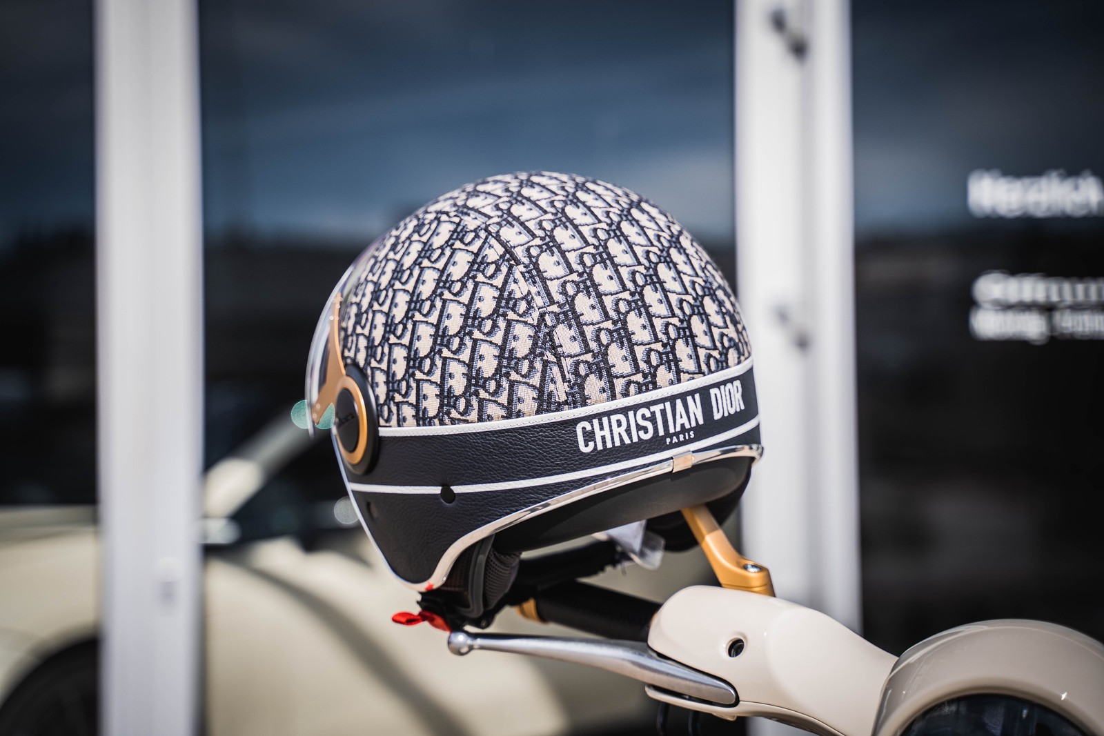 2024 Vespa 946 Christian Dior, 22/31