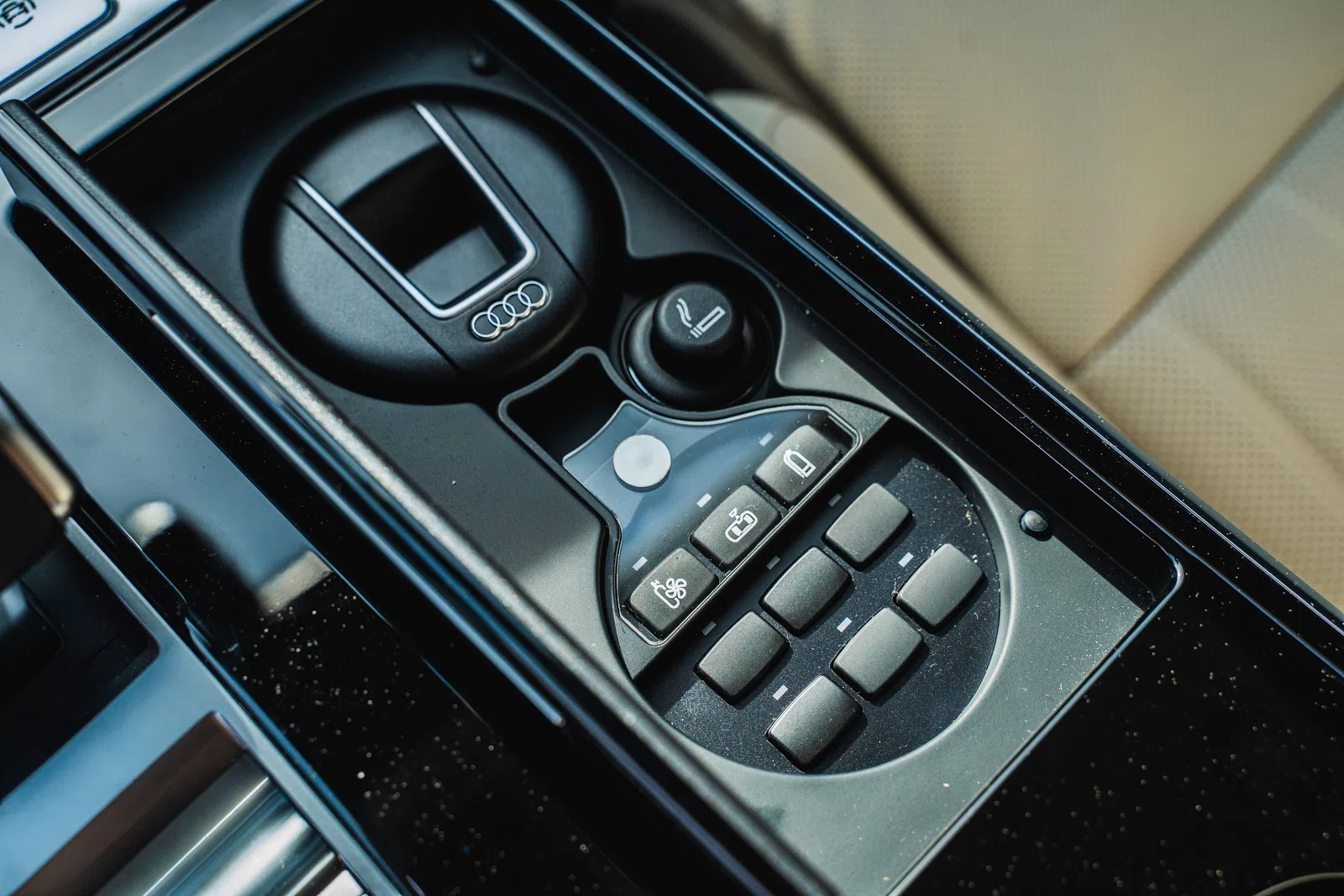 2025 Armored Audi A8 interior, center console, Perlmutt Beige Leather