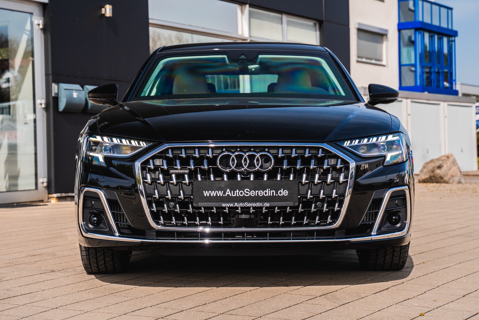 2025 Armored Audi A8, 23/28