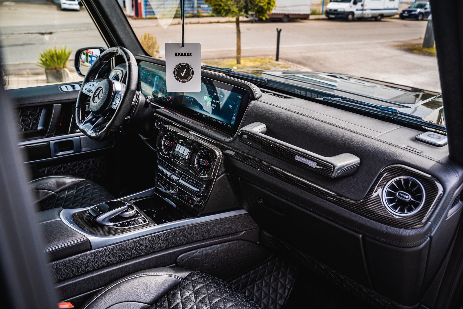2021 BRABUS XLP 900 6x6 Adventure, 5/20