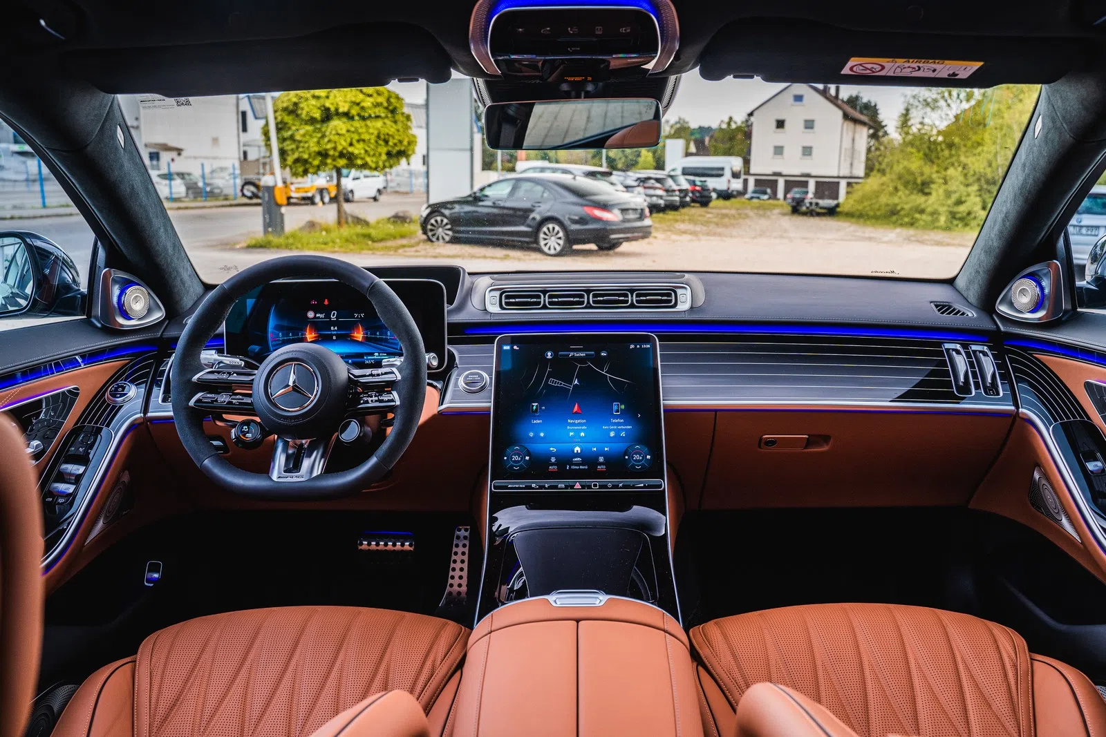 2024 BRABUS 930 interior, dashboard, Siena Brown | Leder