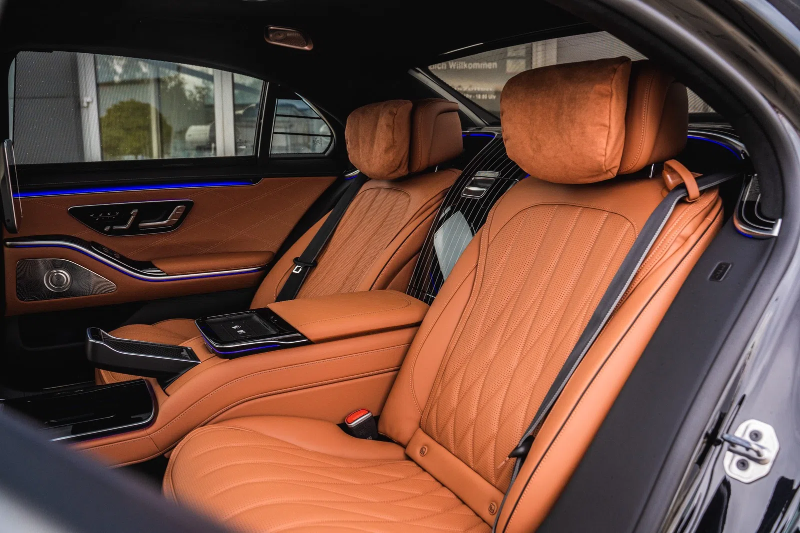 2024 BRABUS 930 interior, seats, Siena Brown | Leder