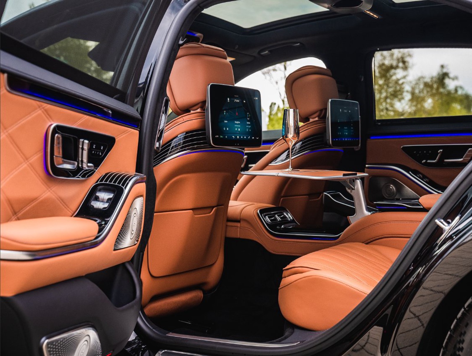 2024 BRABUS 930, 15/16