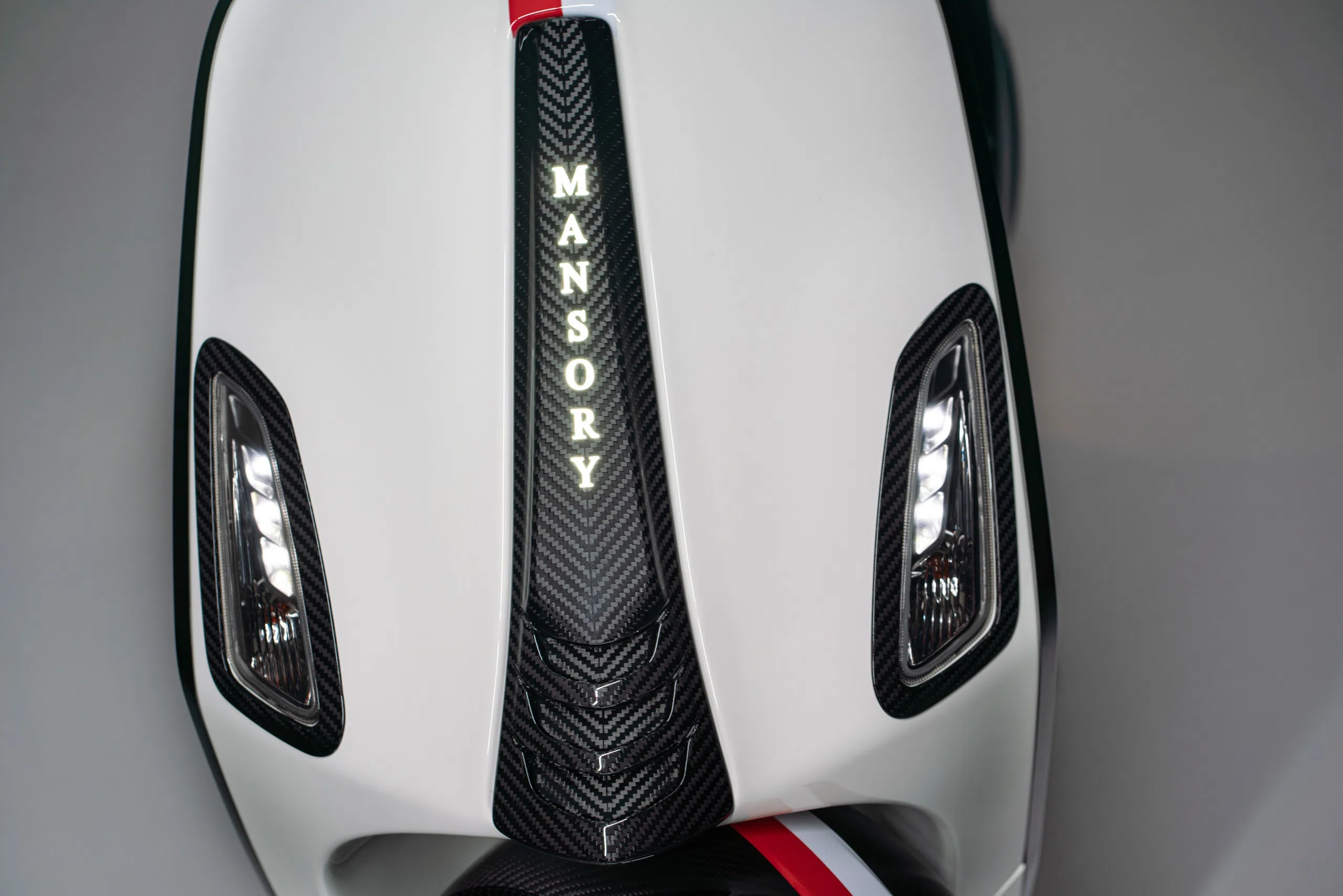 2024 MANSORY Vespa Monaco Edition for sale, exterior, National colors of Monaco