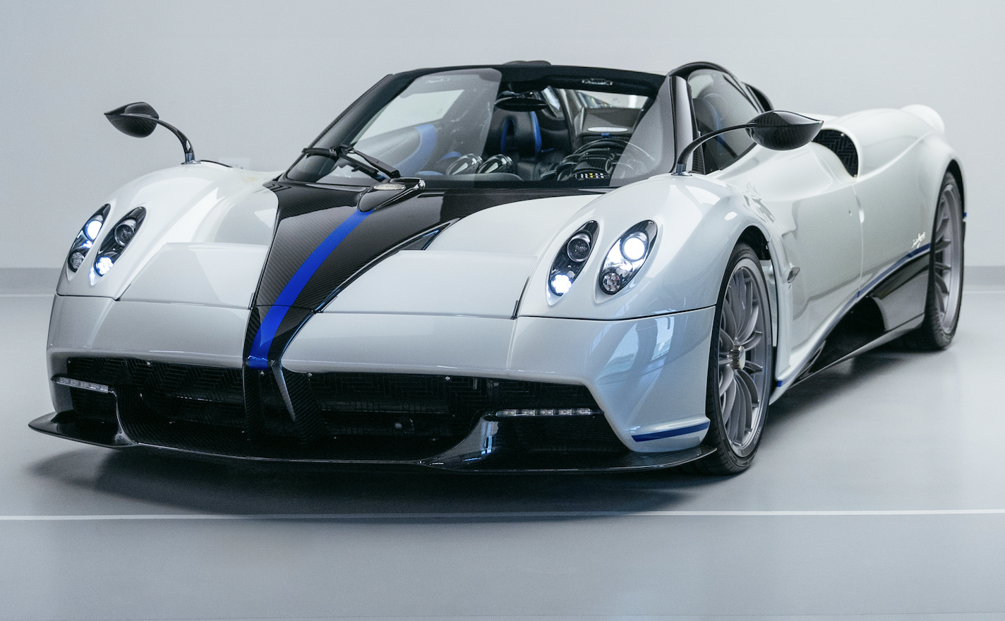 2019 Pagani Huayra Roadster