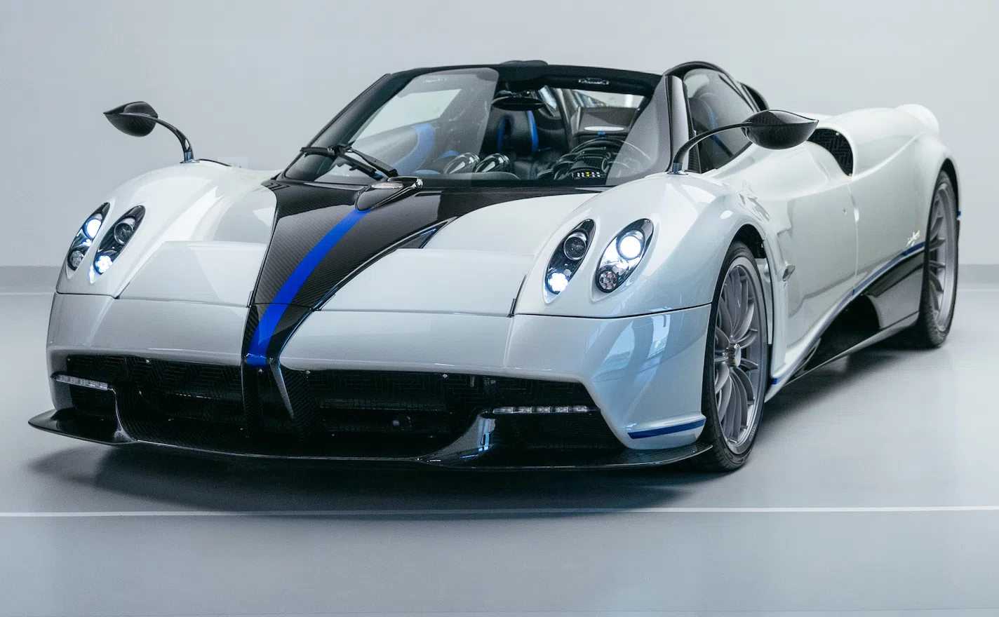 2019 Pagani Huayra Roadster