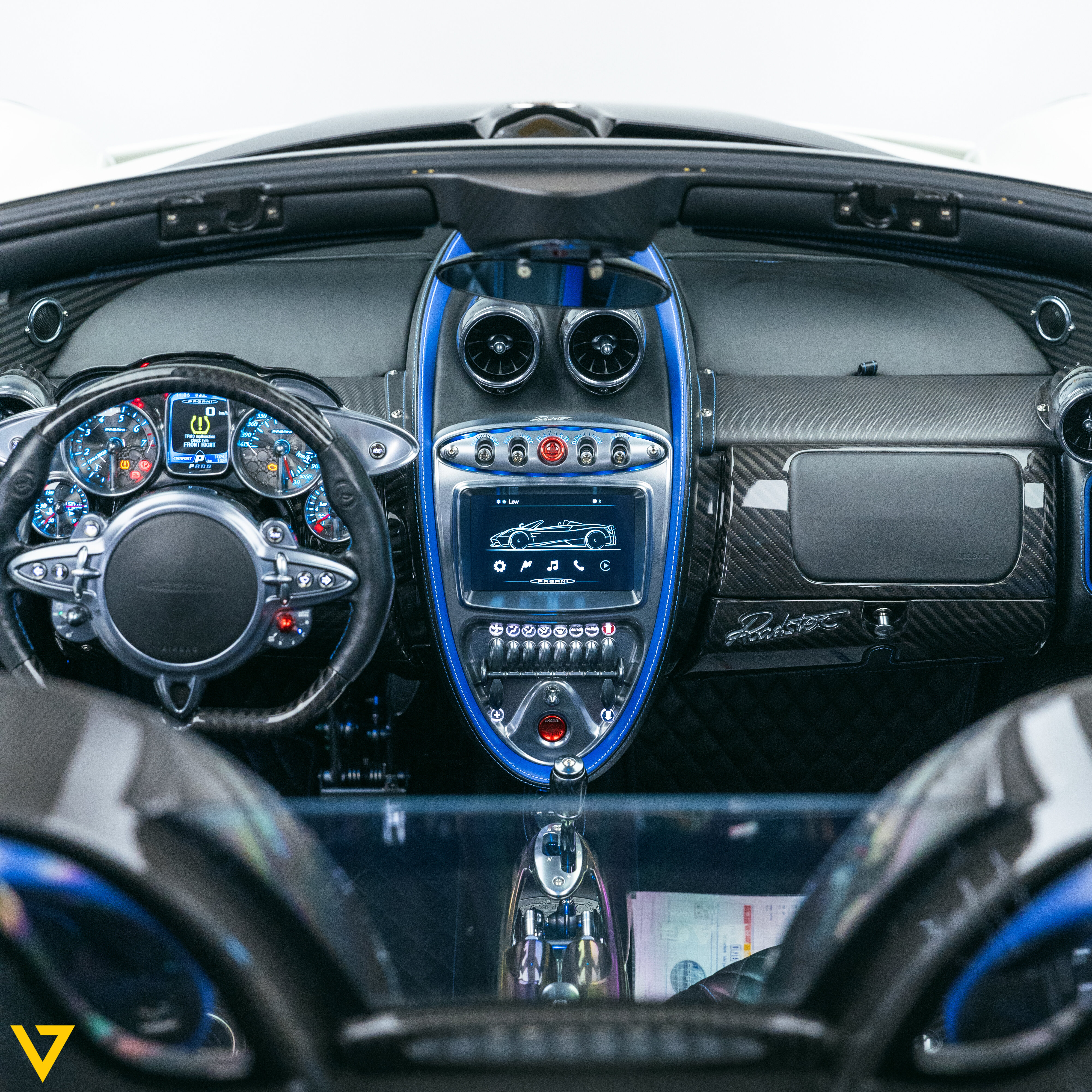 2019 Pagani Huayra Roadster, 2/20