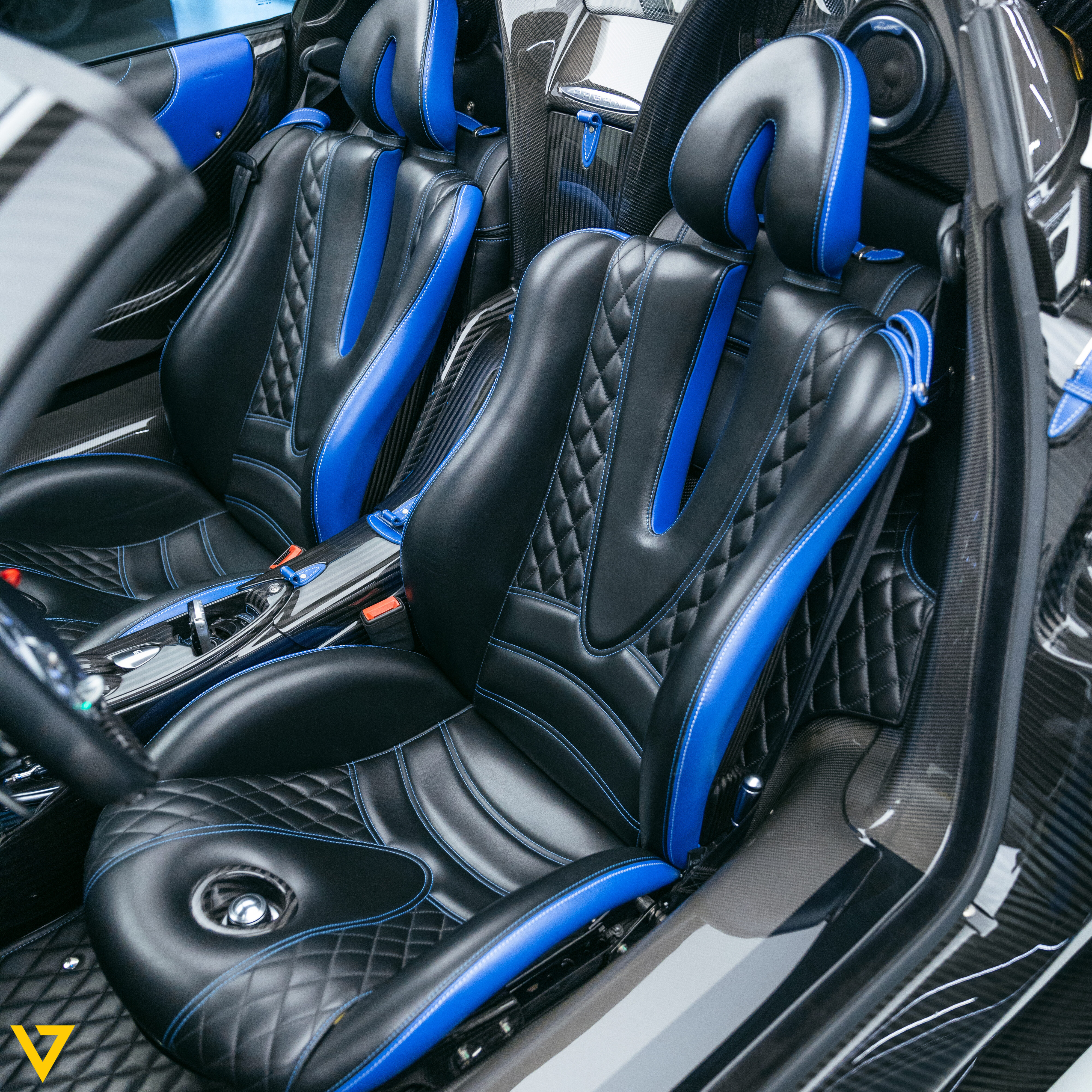 2019 Pagani Huayra Roadster, 4/20