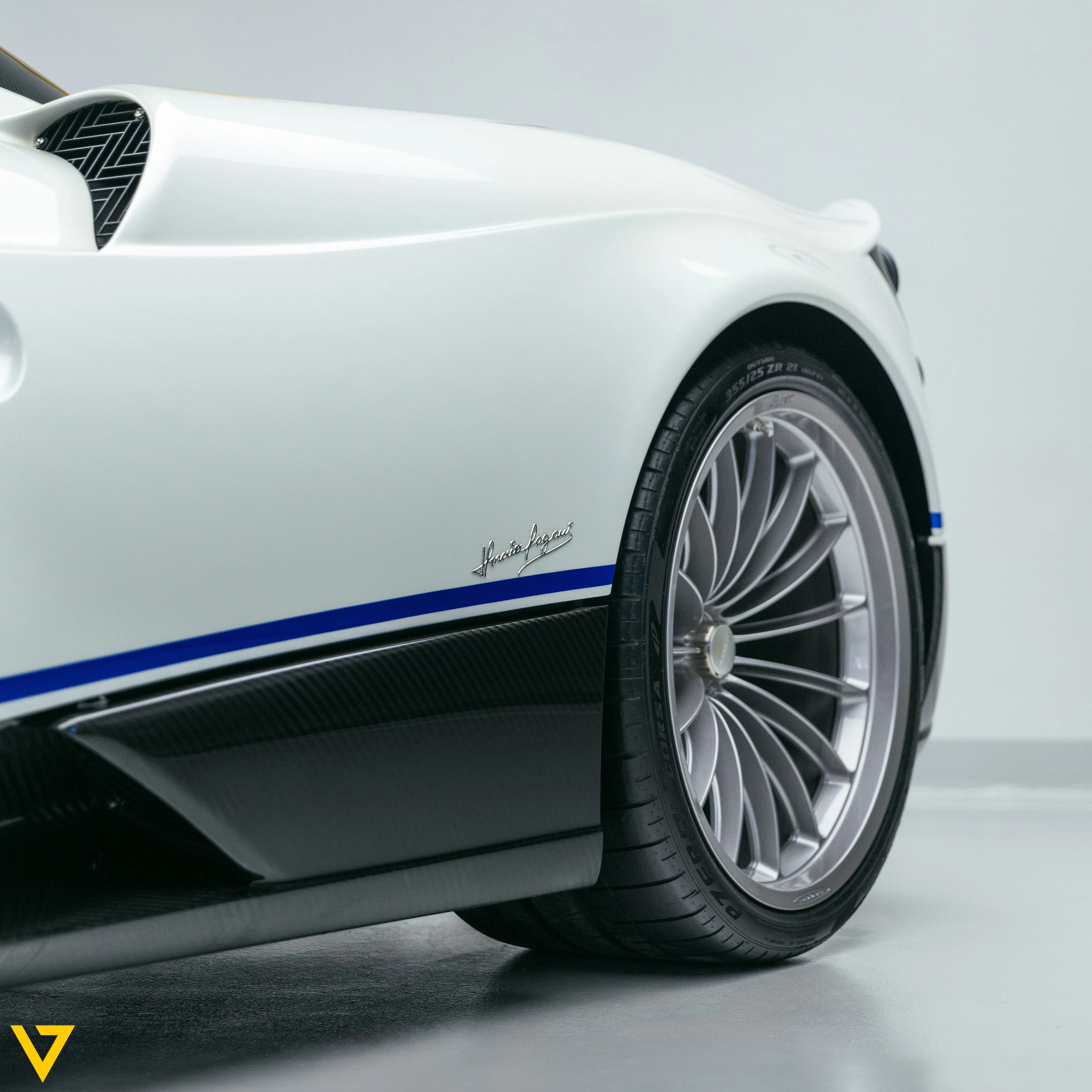 2019 Pagani Huayra Roadster for sale, exterior, Bianco
