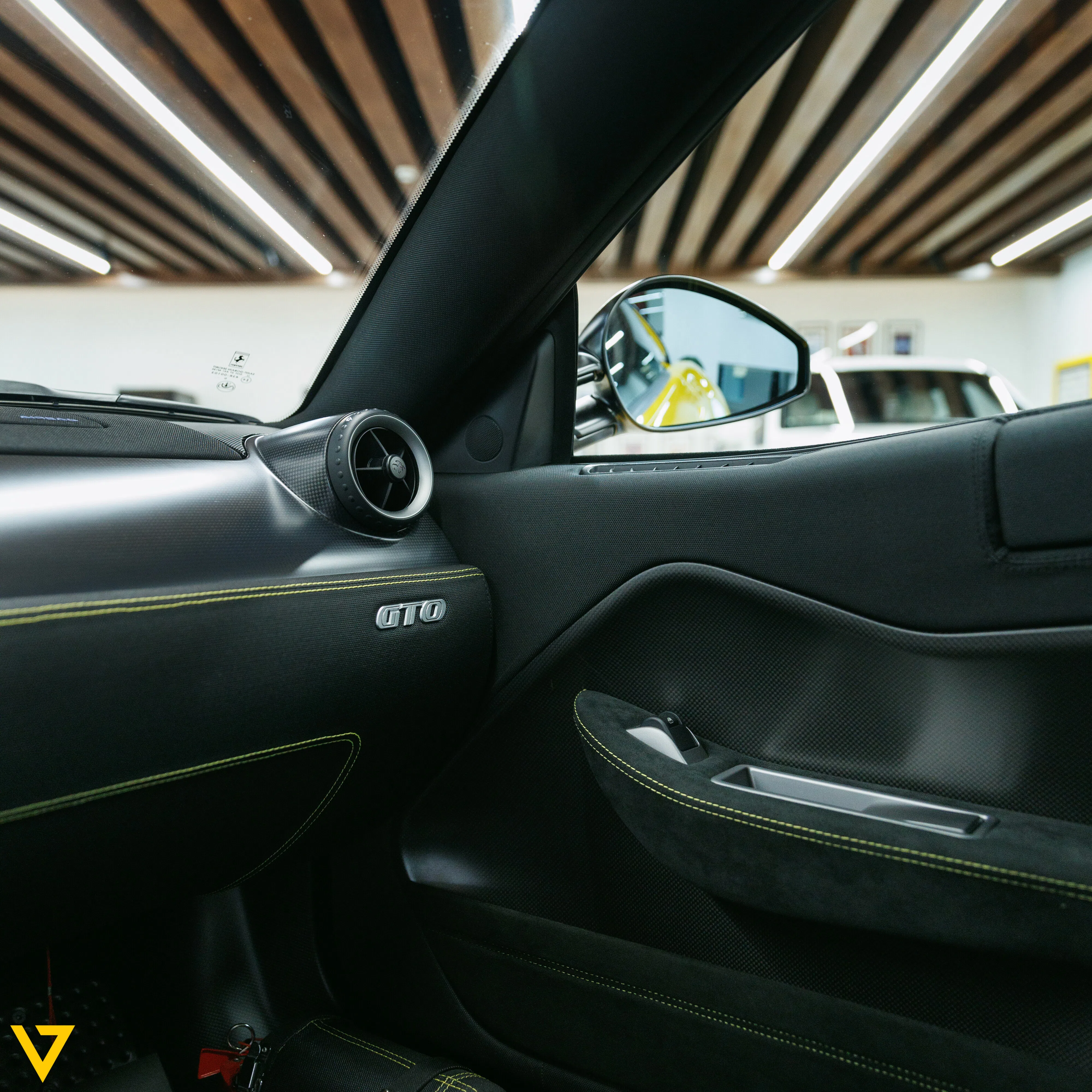 2011 Ferrari 599 GTO interior, door panel