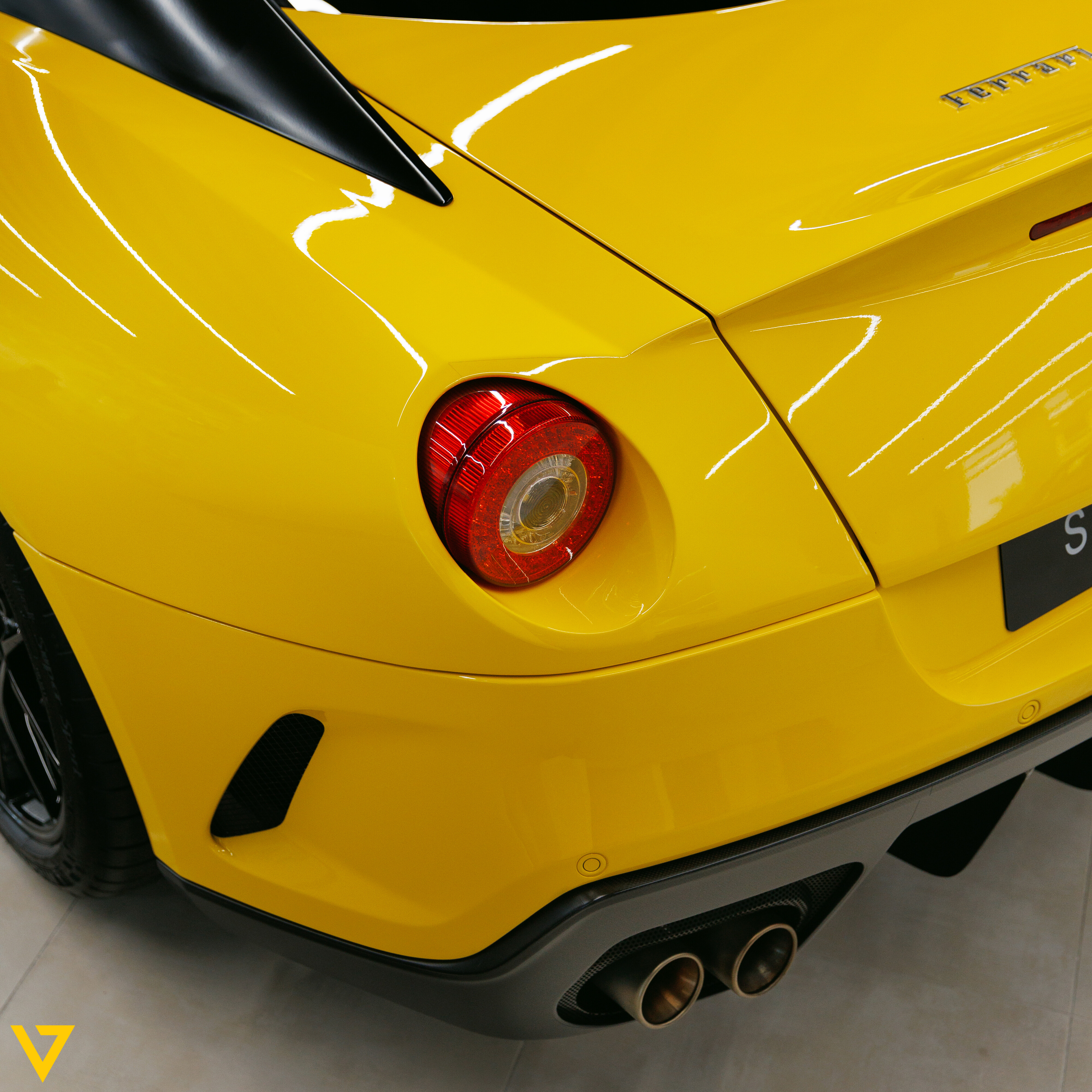 2011 Ferrari 599 GTO, 14/18