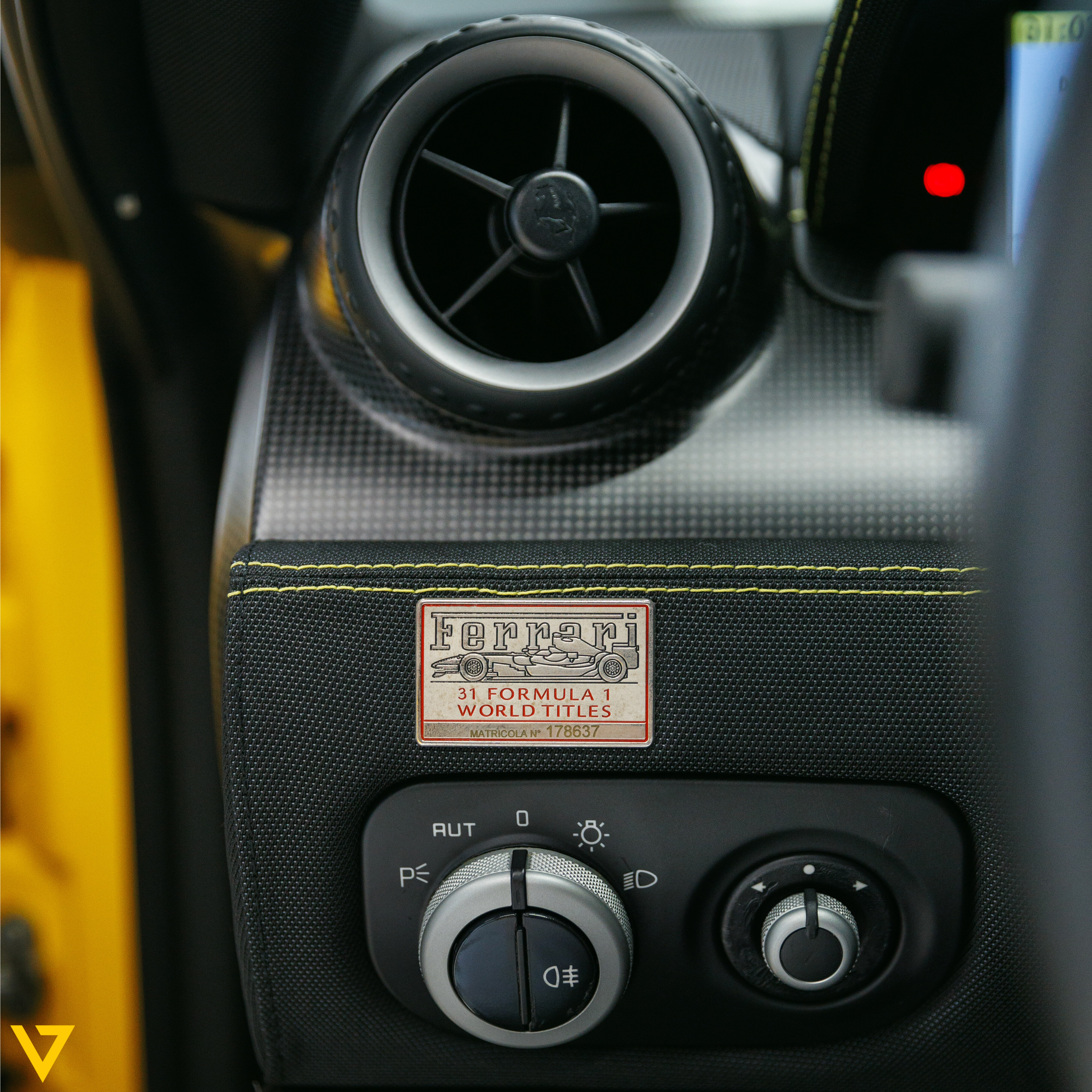 2011 Ferrari 599 GTO, 16/18