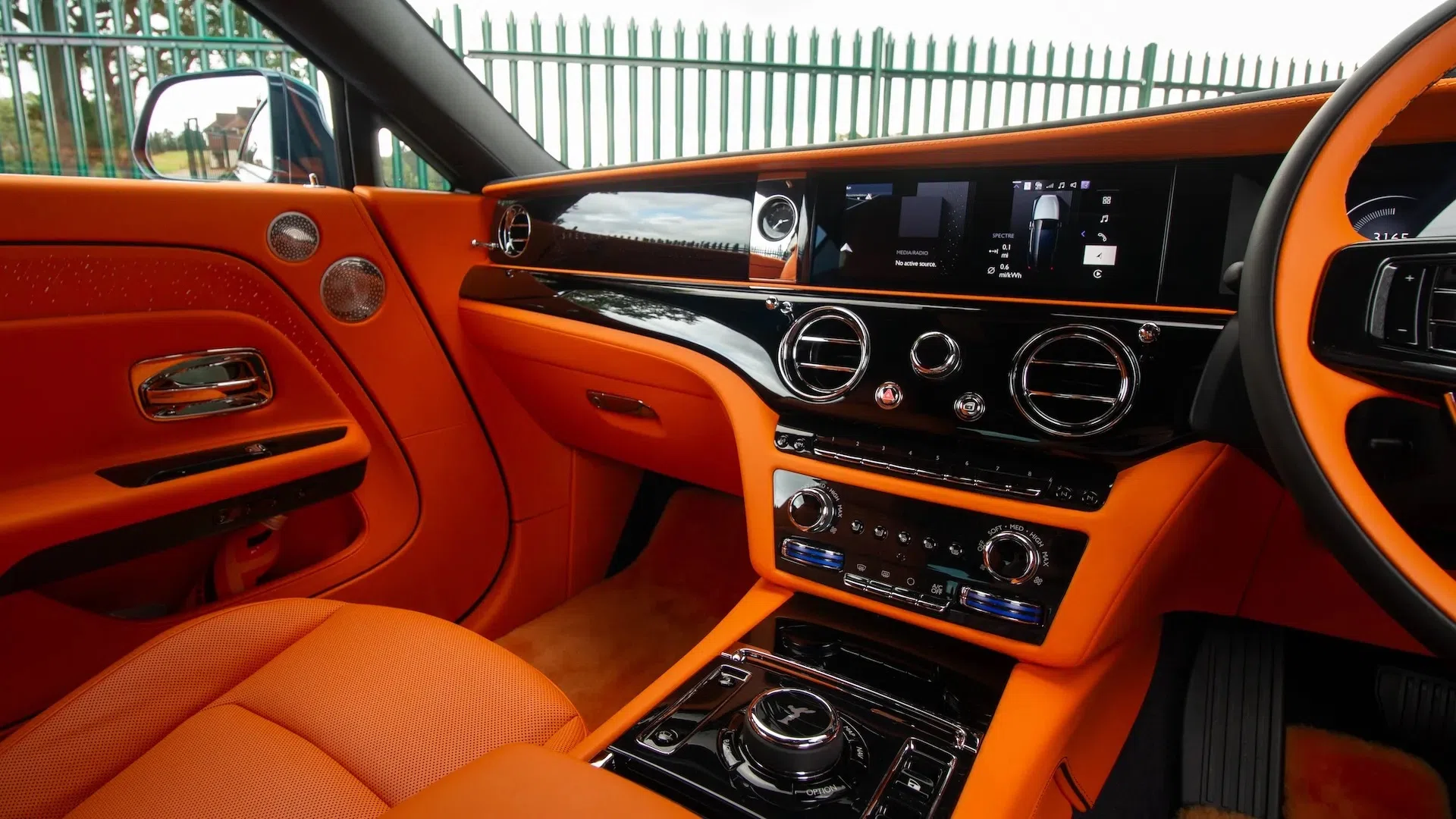 2024 Rolls-Royce Spectre interior