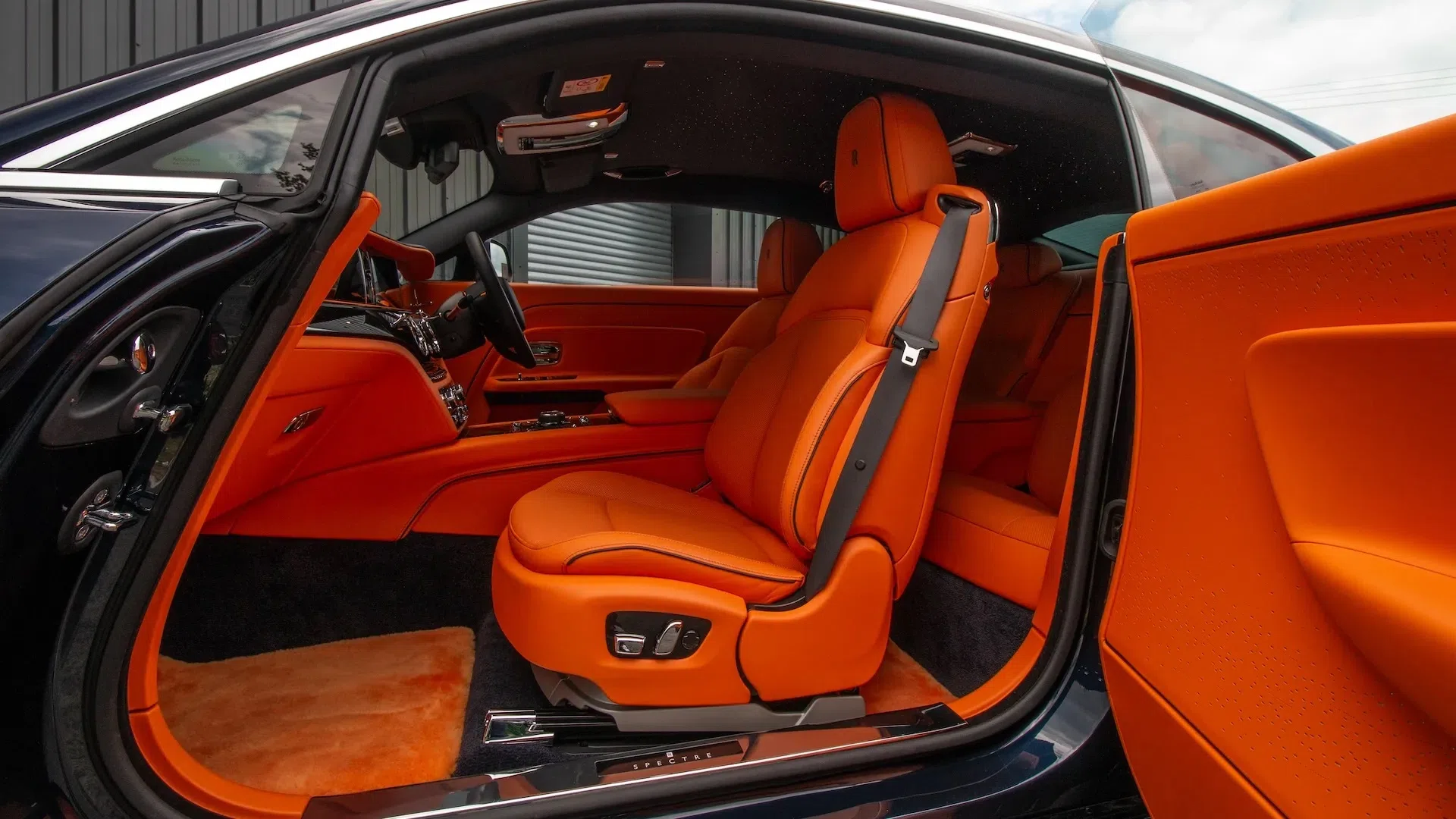 2024 Rolls-Royce Spectre interior, seats