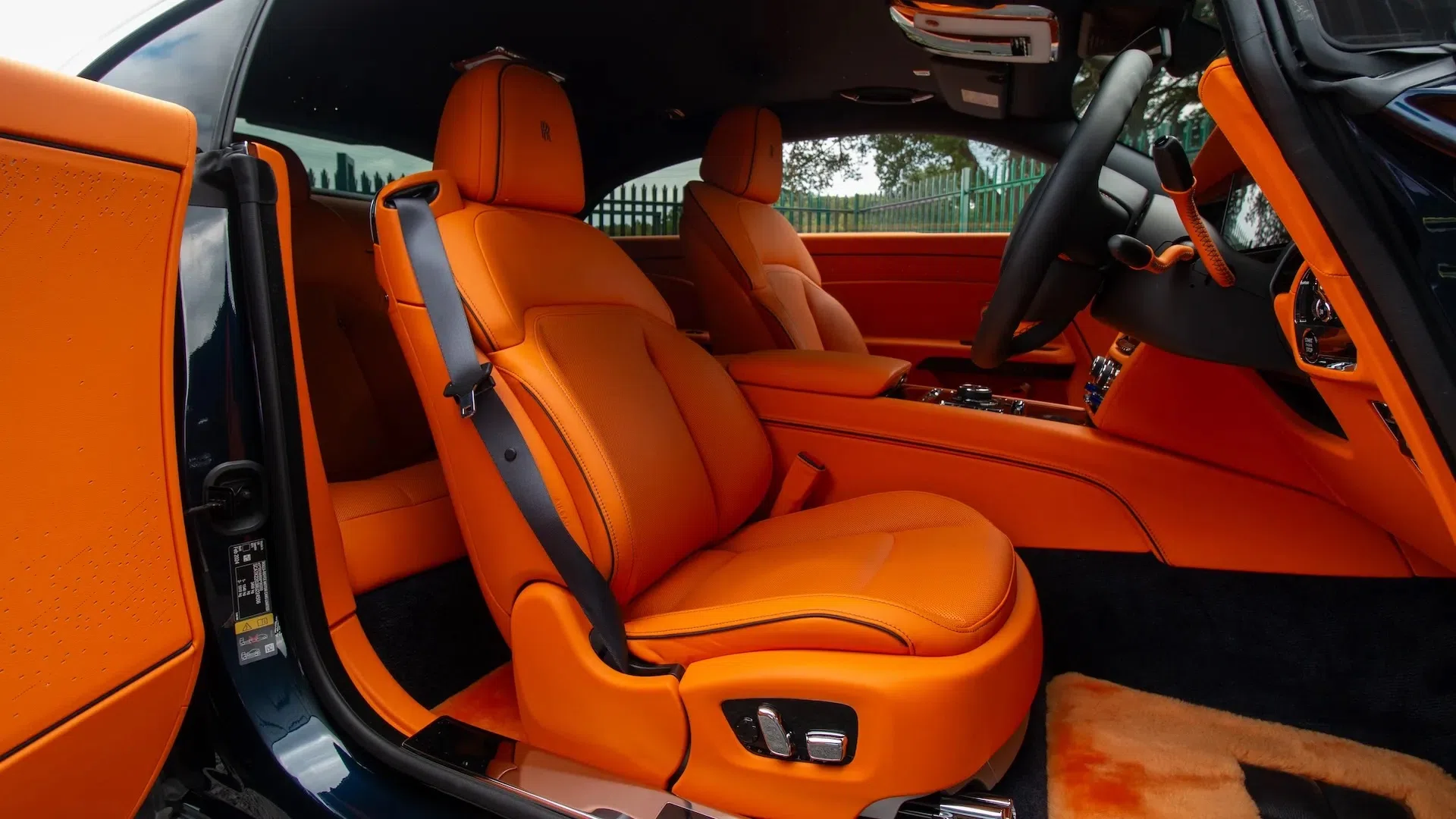 2024 Rolls-Royce Spectre interior, seats