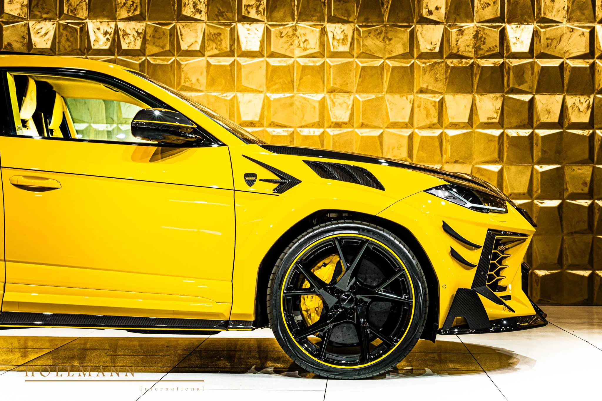 2024 Mansory Urus Venatus S for sale, exterior, Giallo Auge