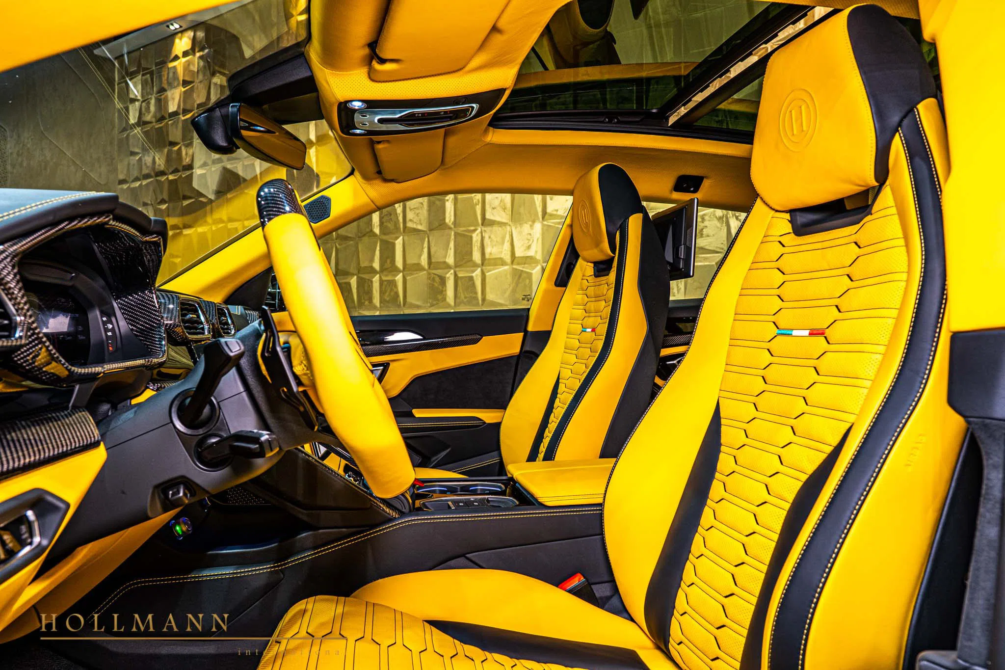 2024 Mansory Urus Venatus S interior, seats, Customized Leather Yellow/Black