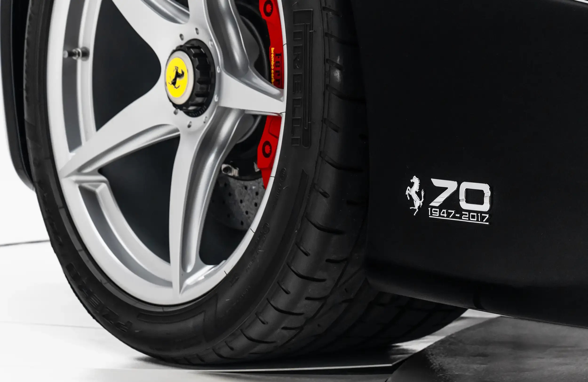 2017 Ferrari LaFerrari Aperta, 8/17
