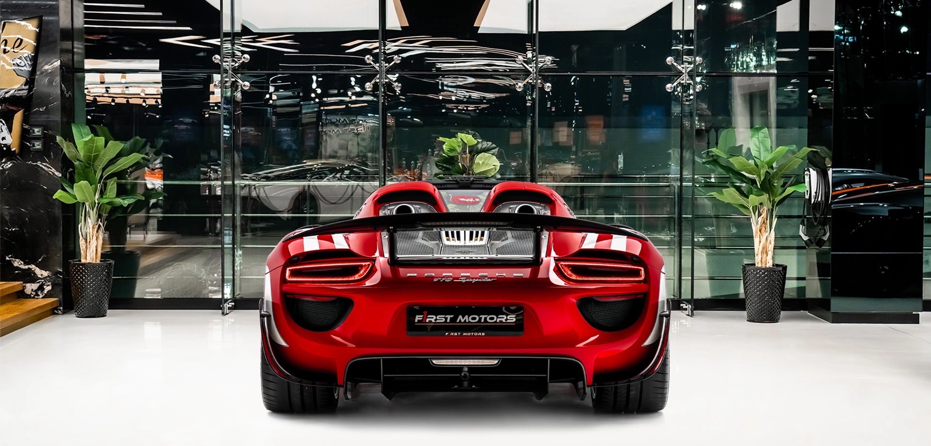 2015 Porsche 918 Spyder Weissach Martini, 19/23