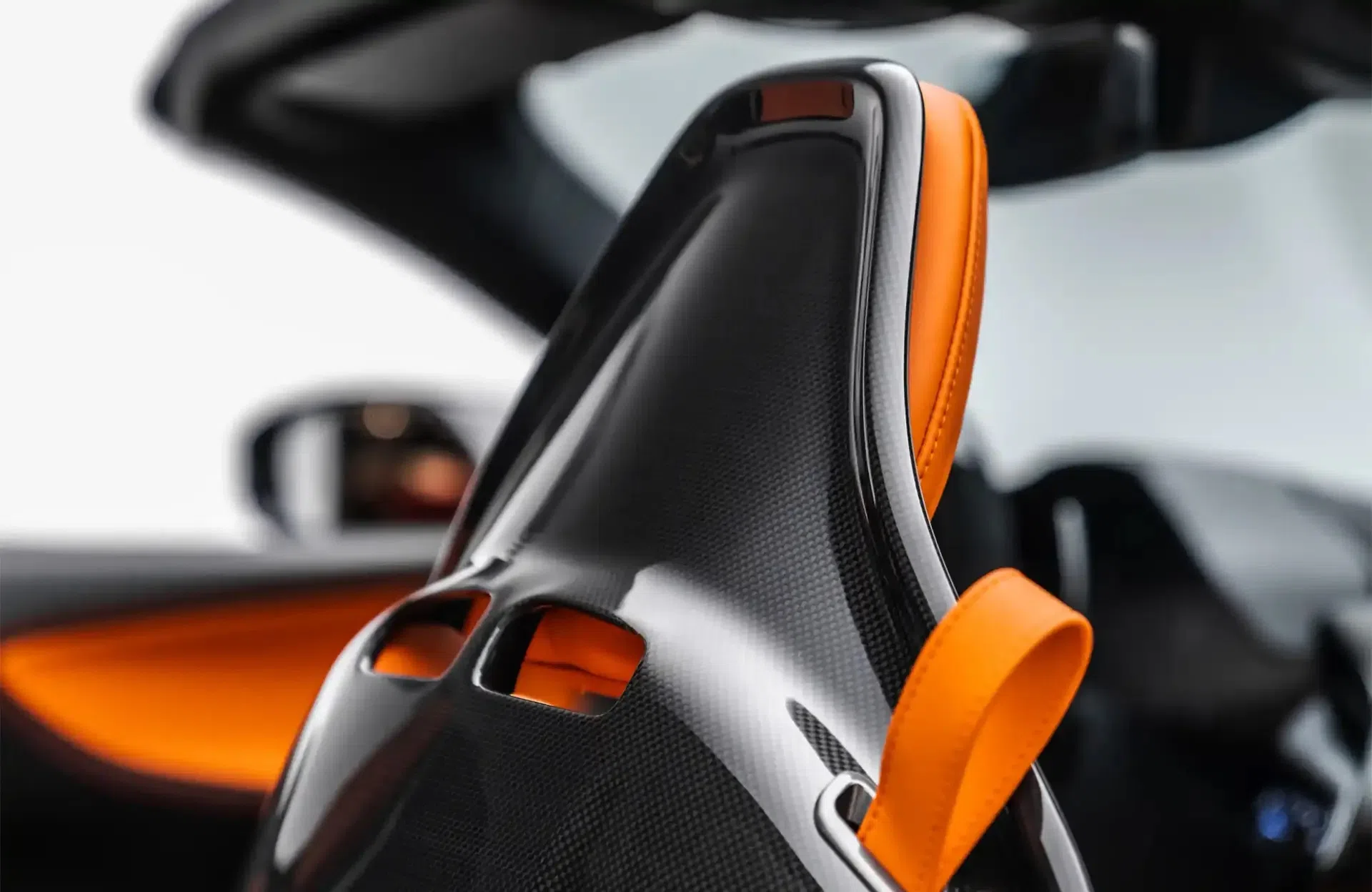 2024 Ferrari SF90 Spider interior, Orange