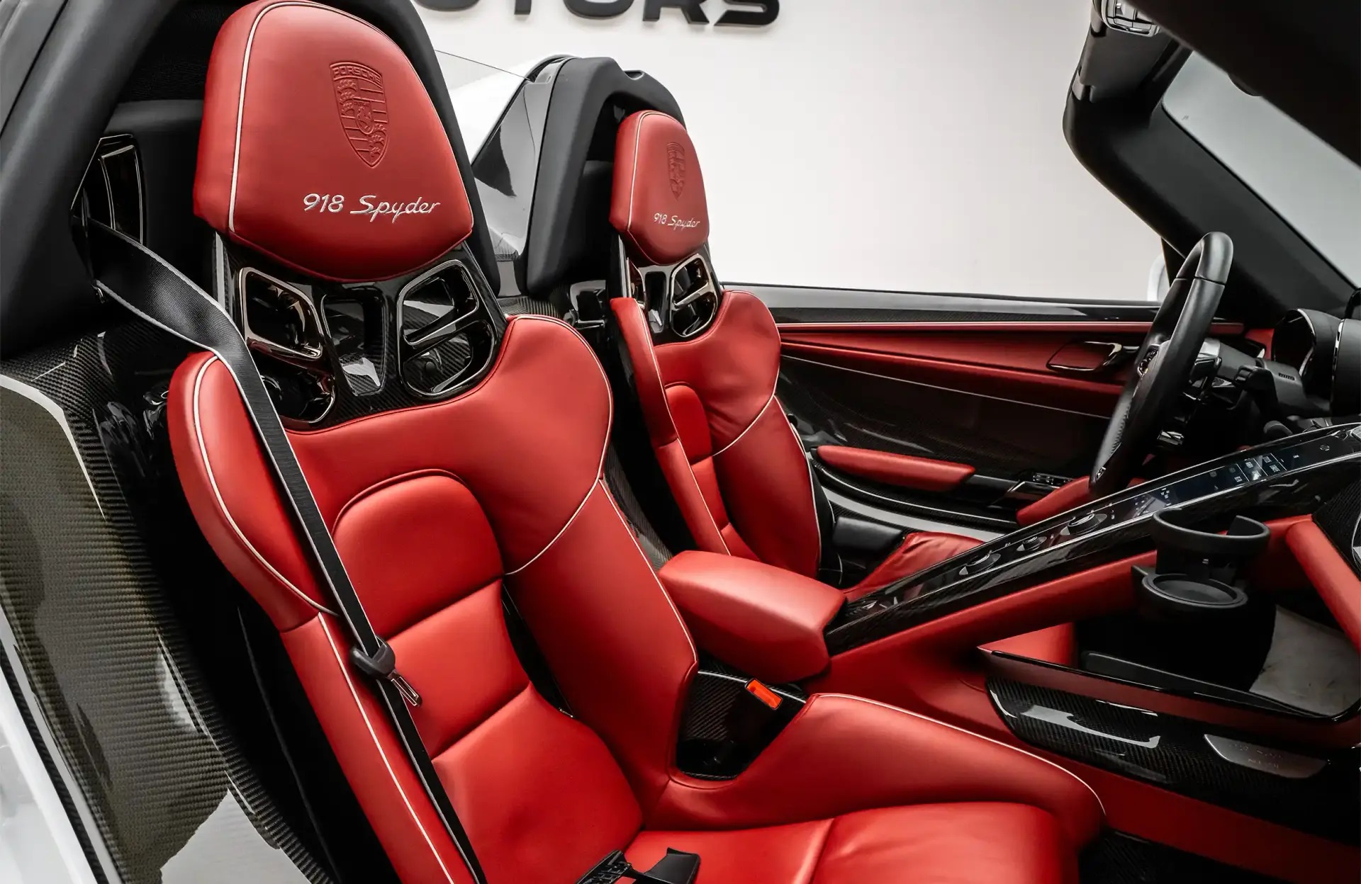2015 Porsche 918 Spyder, 3/15