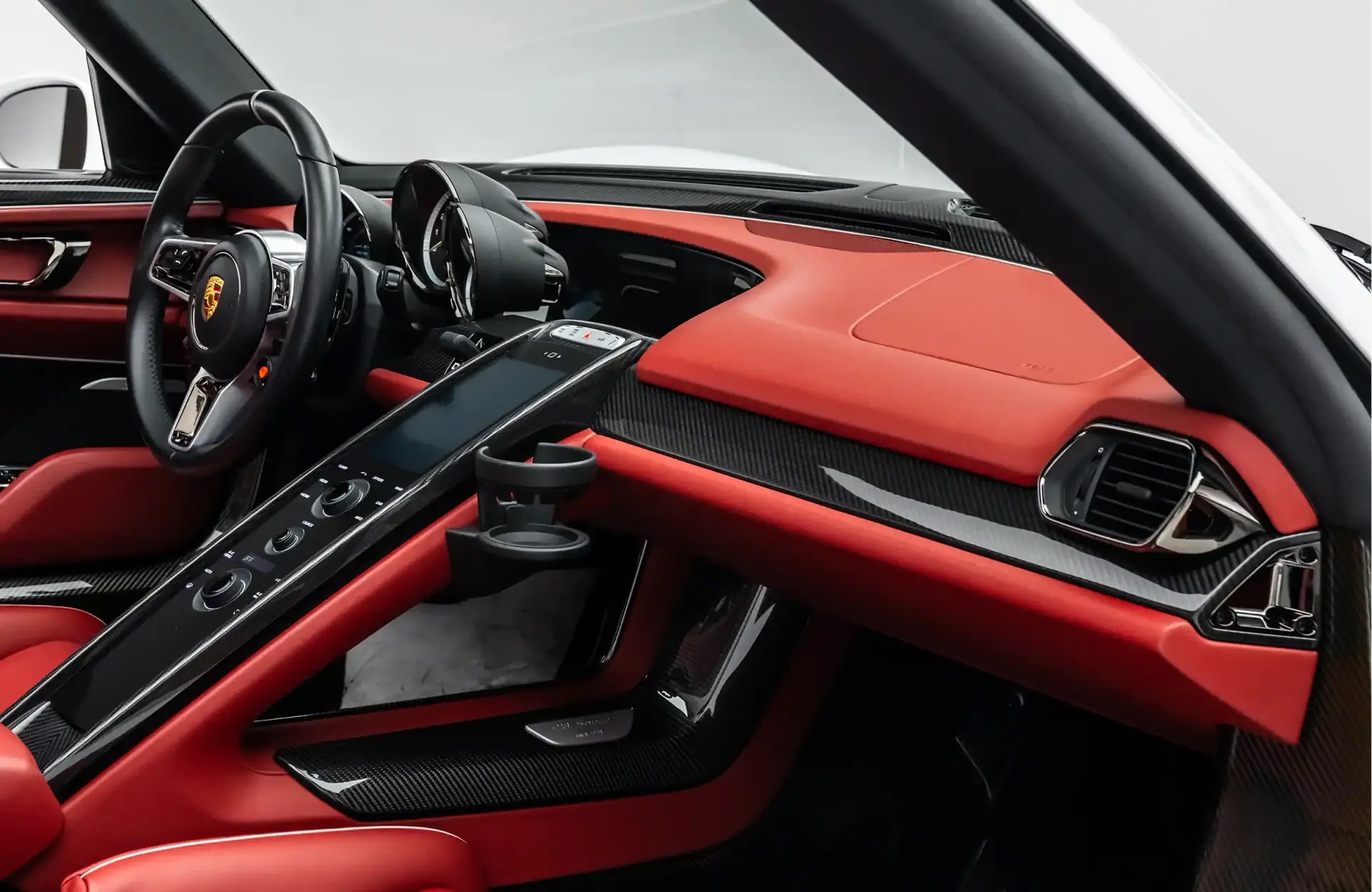 2015 Porsche 918 Spyder, 13/15