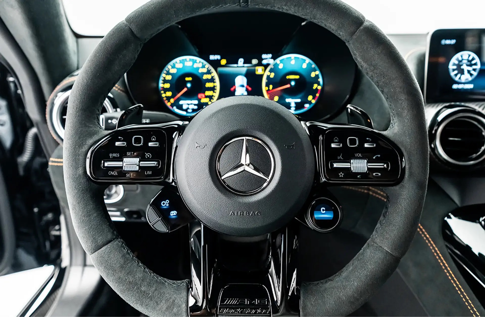2022 Mercedes-Benz AMG GT Black Series, 2/12