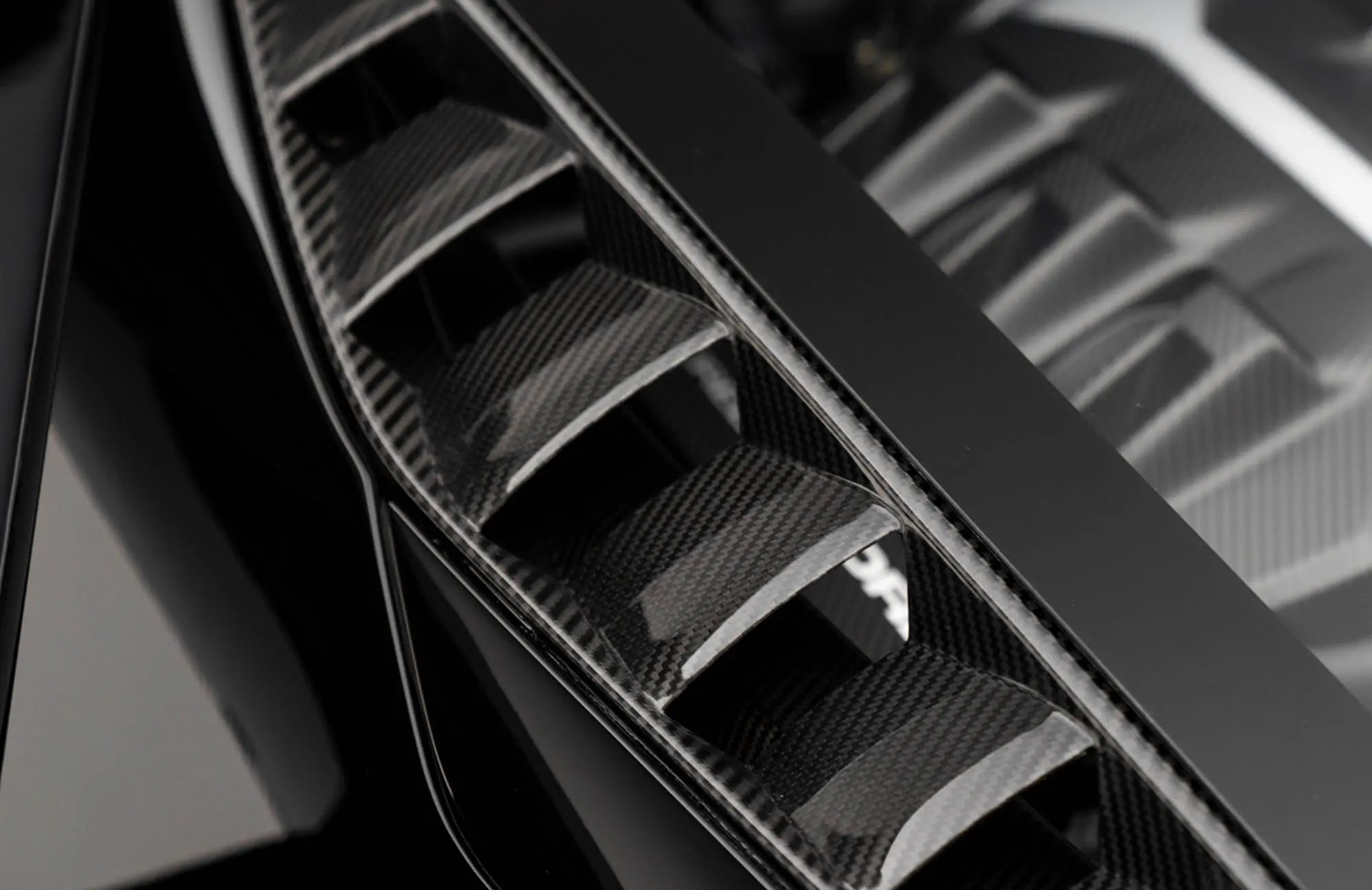 2022 Ford GT Studio Collection, 16/17