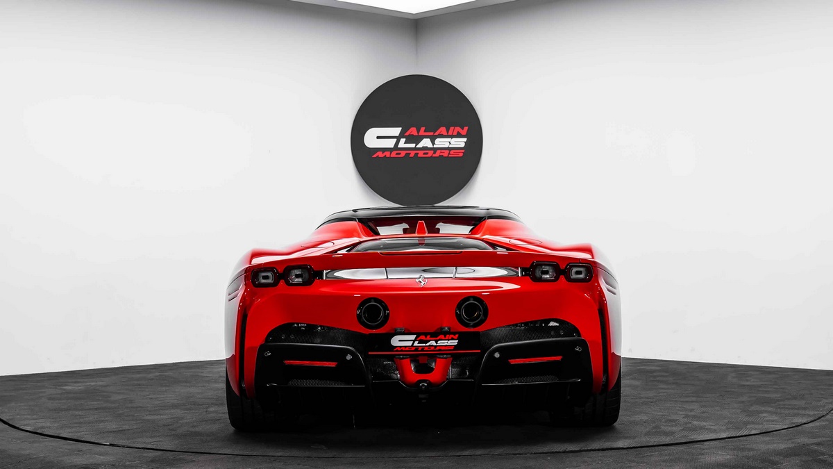 2023 Ferrari SF90 Spider, 7/16