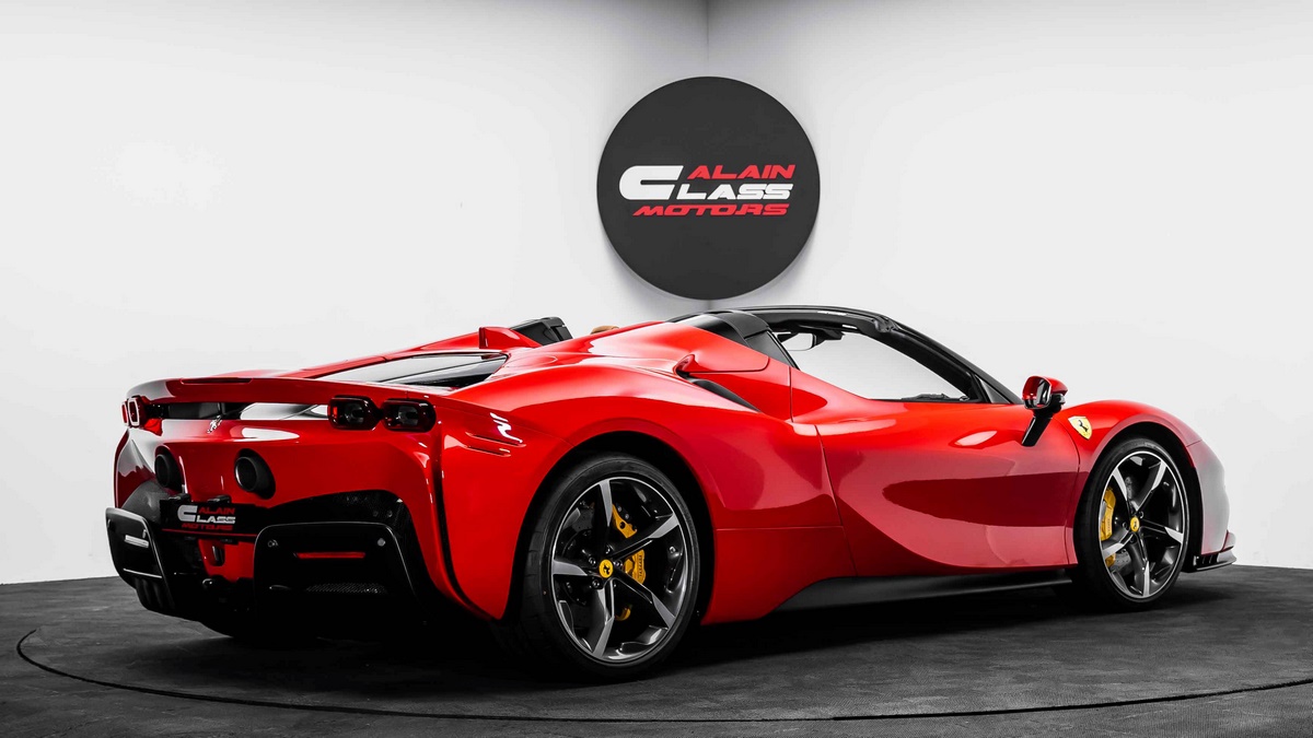 2023 Ferrari SF90 Spider, 8/16