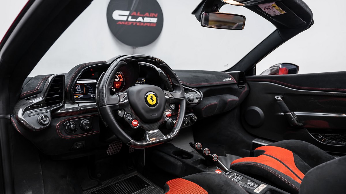 2015 Ferrari 458 Speciale Aperta, 6/19